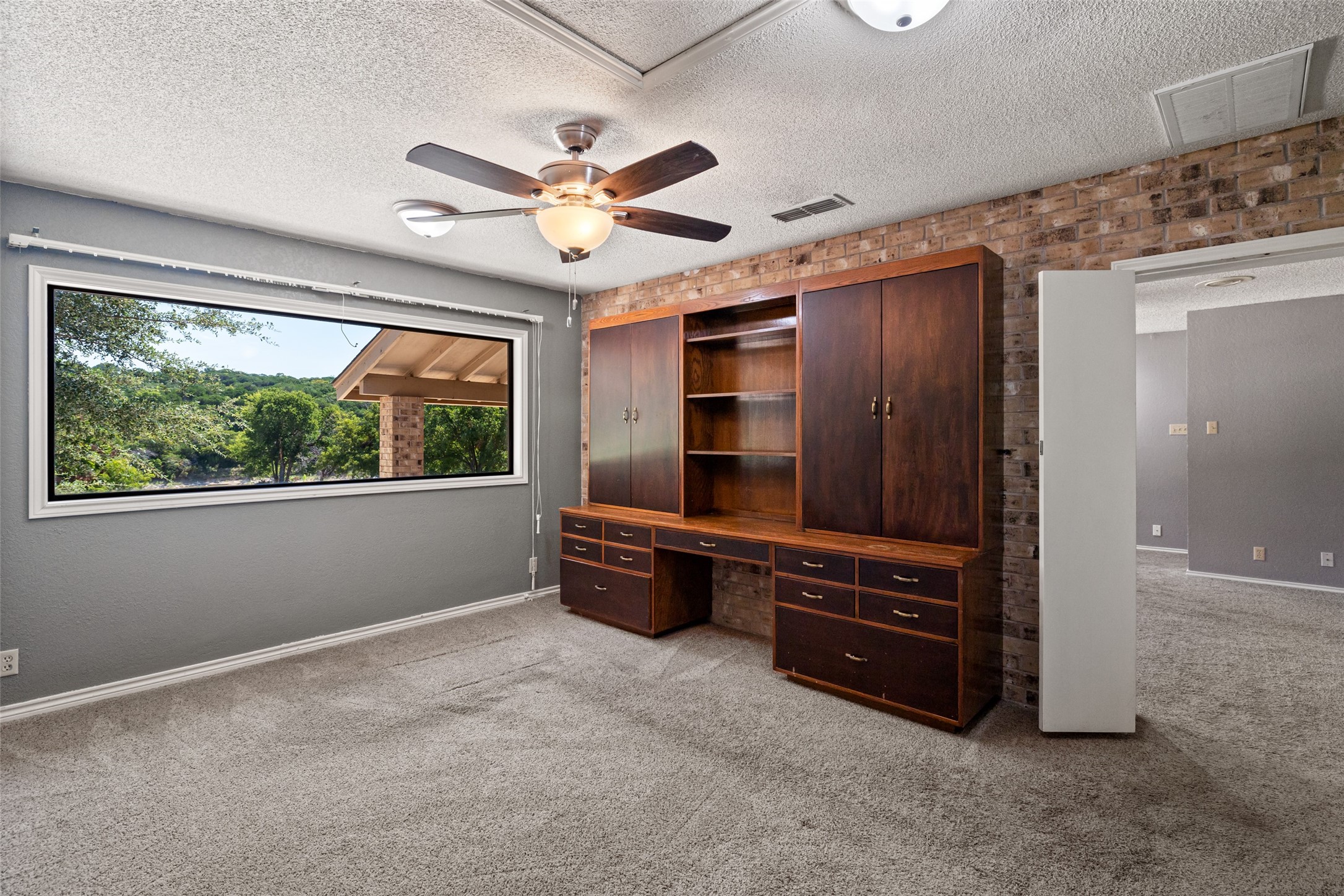 7508 Ravenswood Road Granbury TX 76049