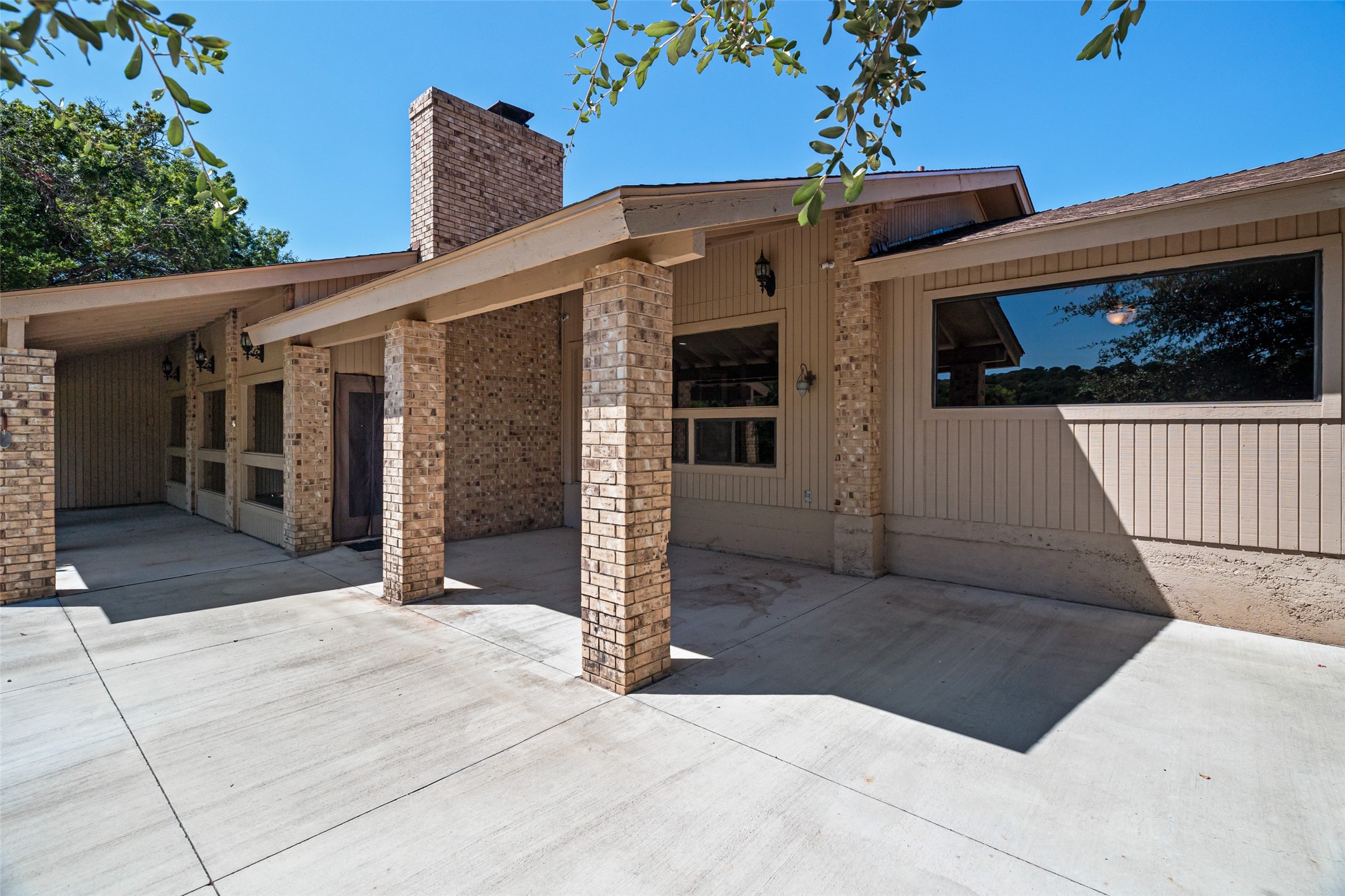 7508 Ravenswood Road Granbury TX 76049
