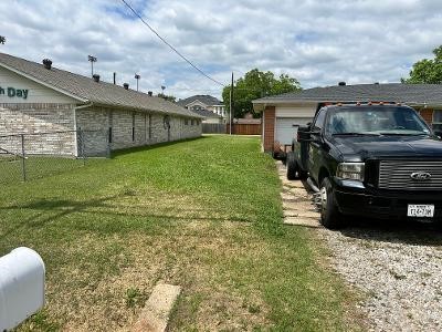310 Lakeview Drive Grand Prairie TX 75051
