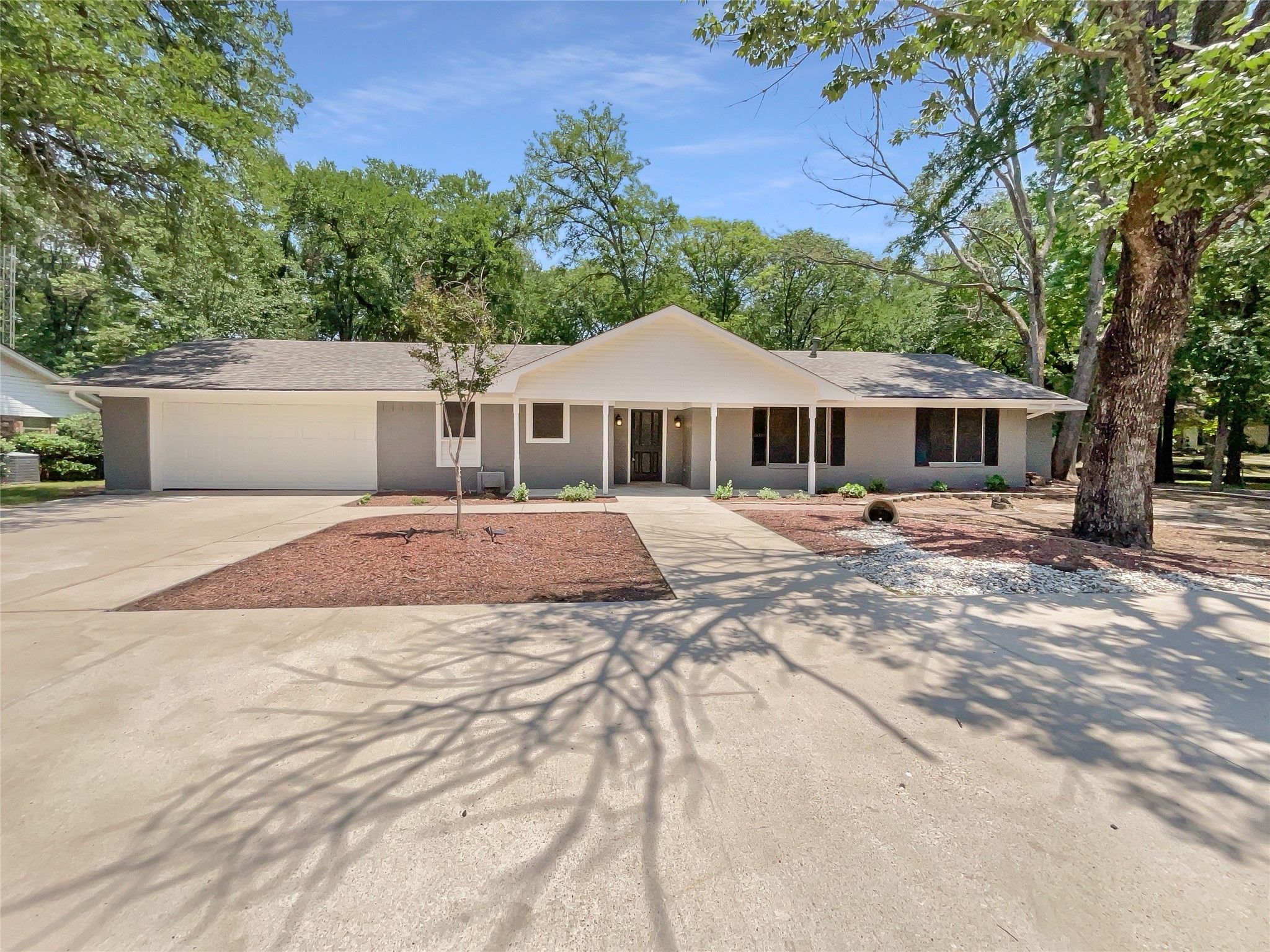 610 Tracy Street Greenville TX 75402