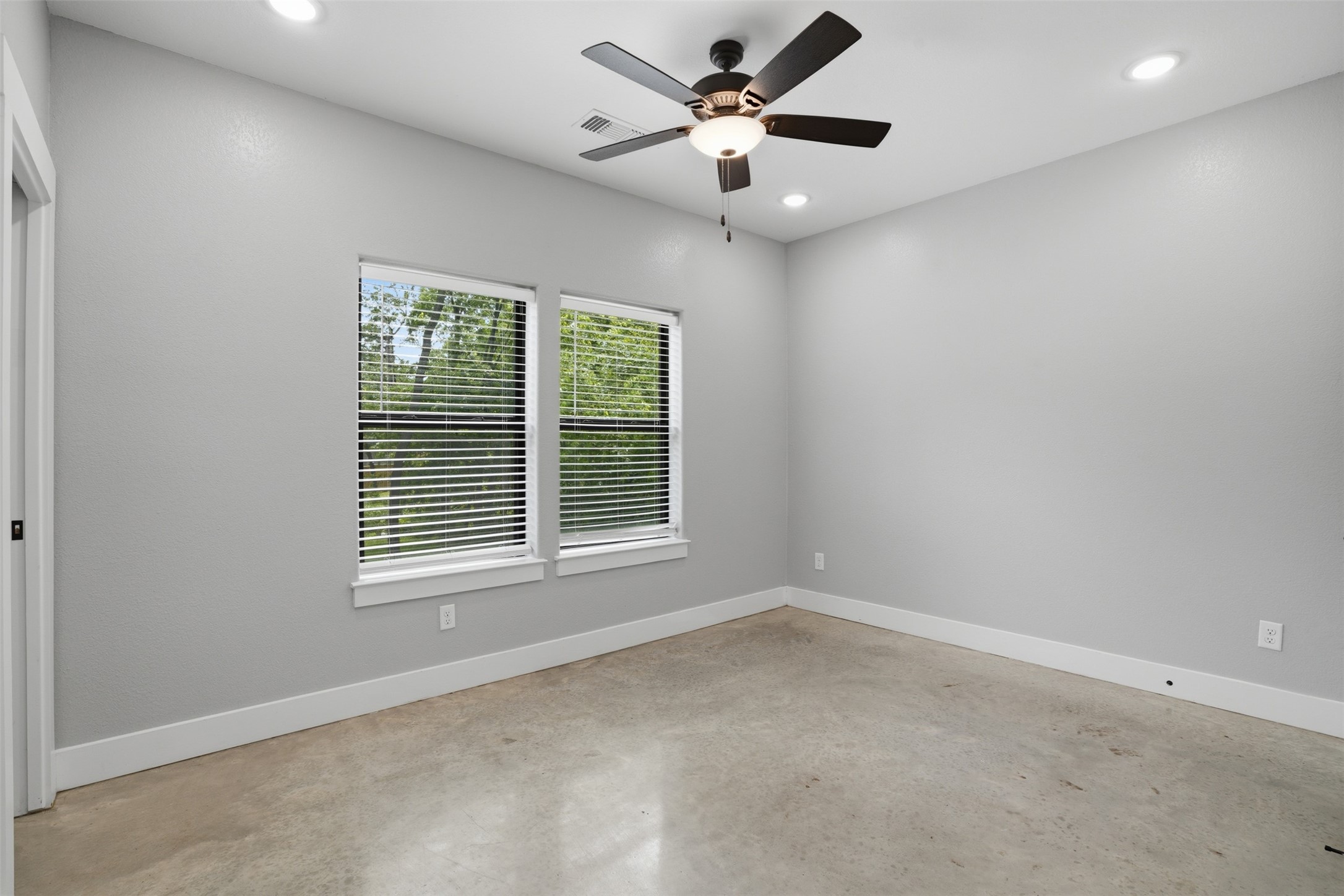 738 E Sears Street Denison TX 75021