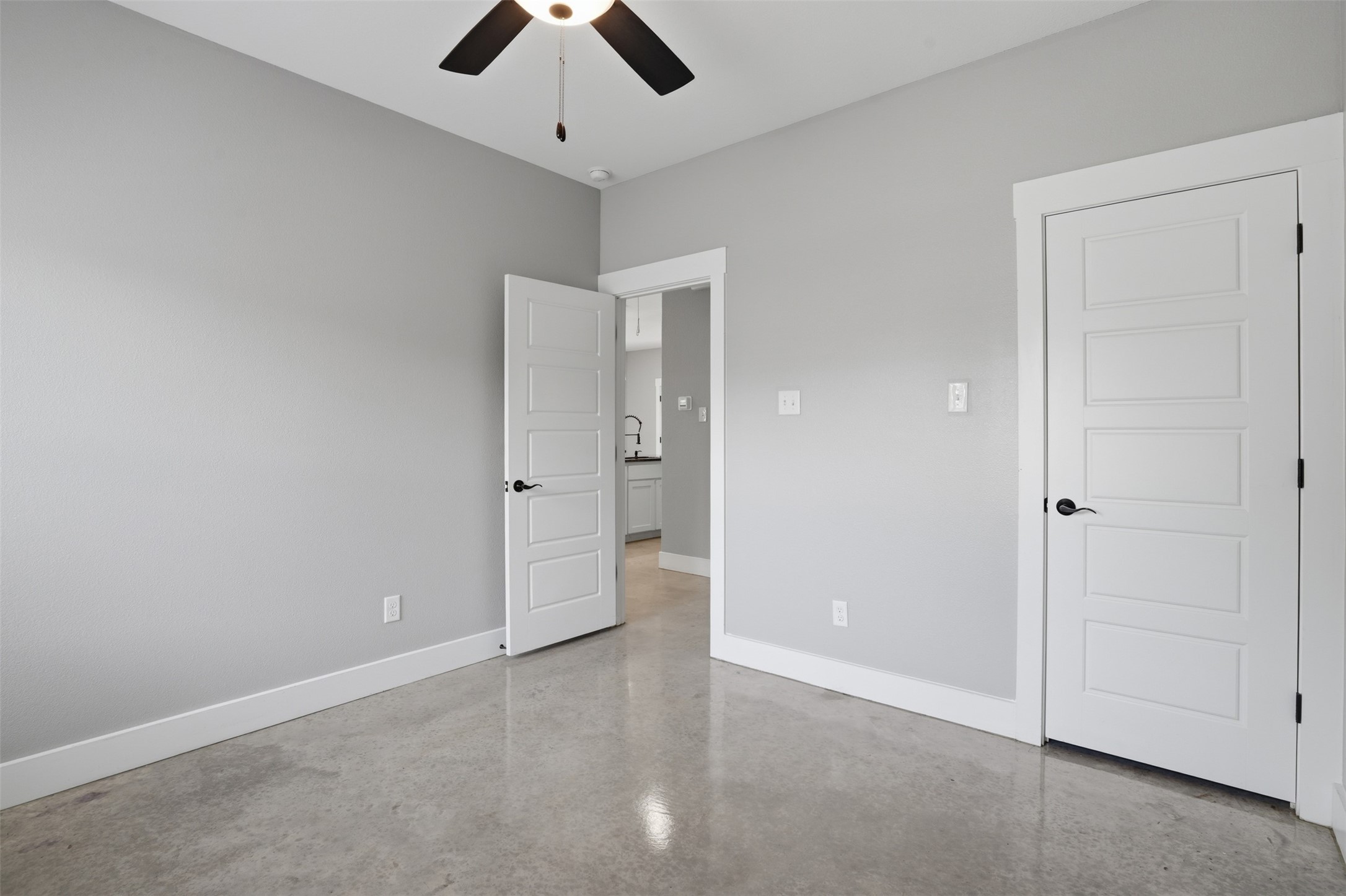 738 E Sears Street Denison TX 75021