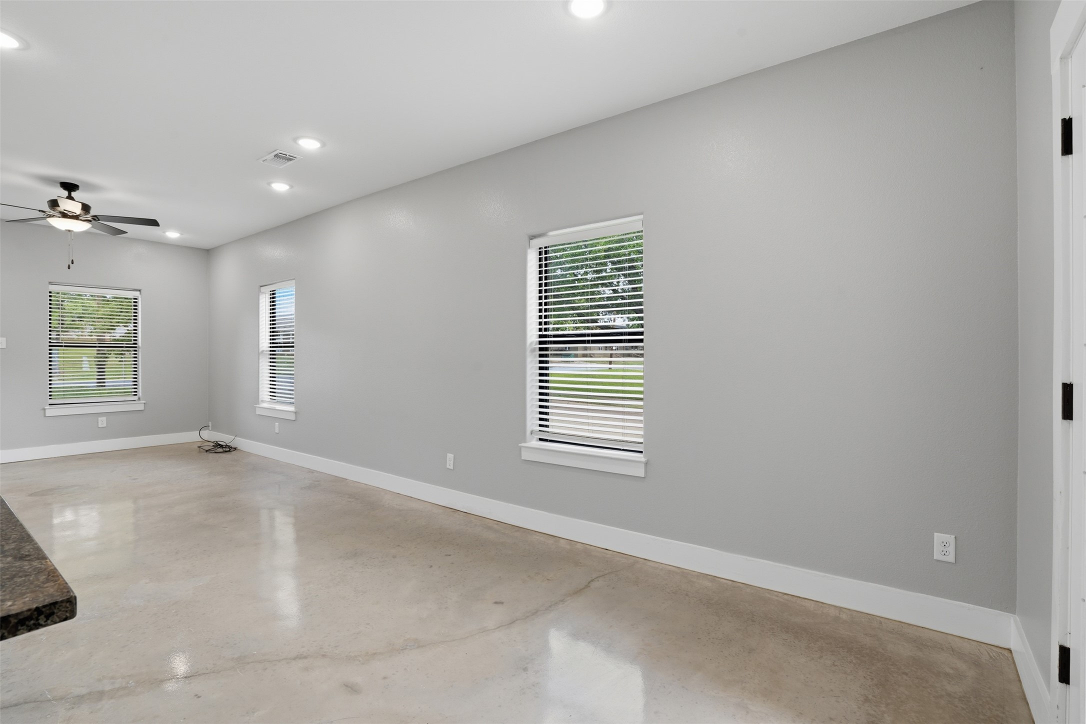 738 E Sears Street Denison TX 75021