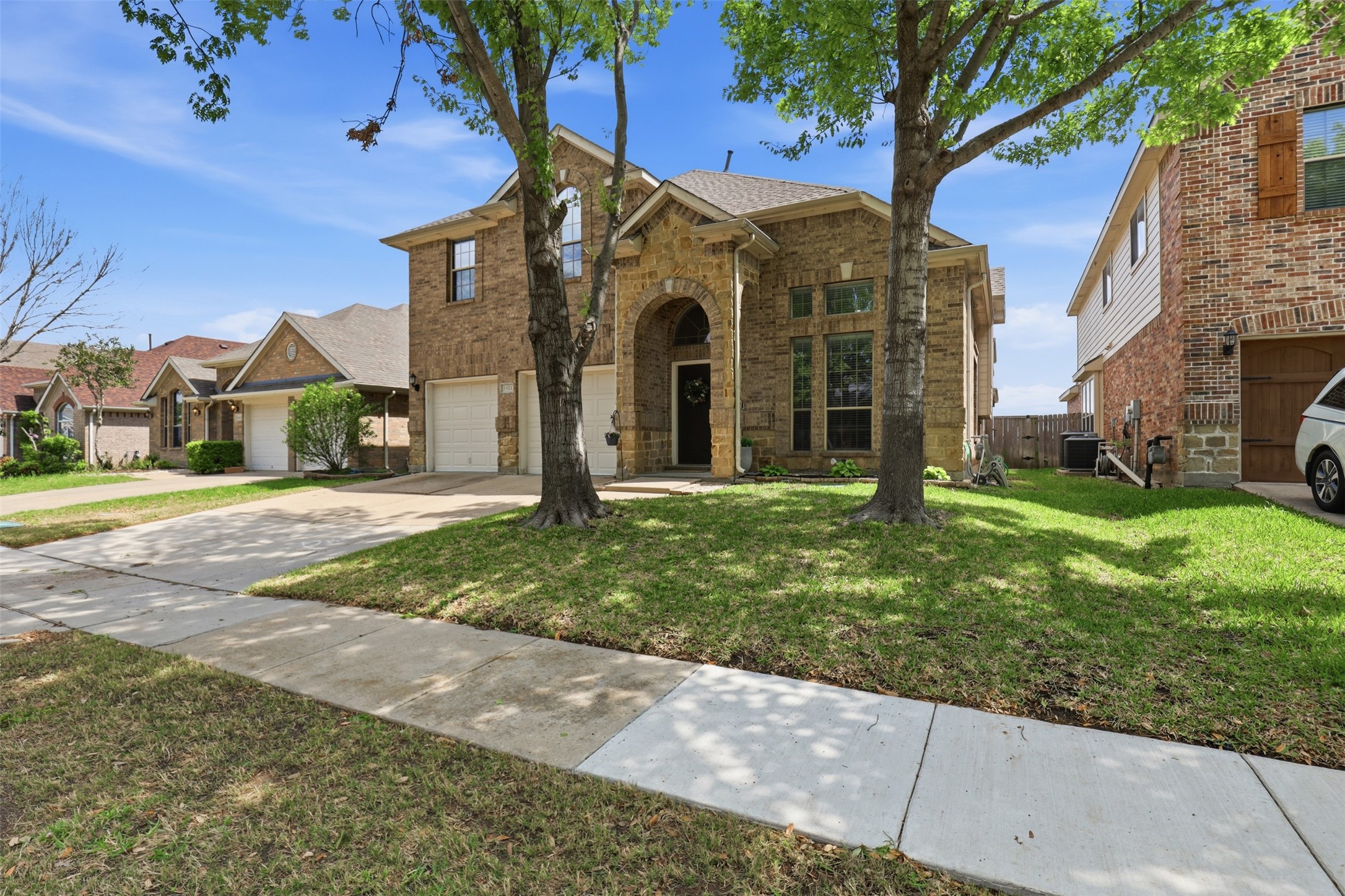 2451 Beachview Drive Grand Prairie TX 75054