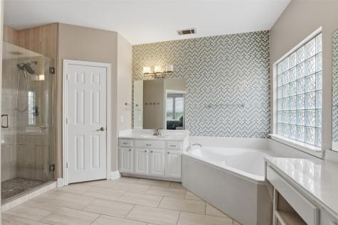 2451 Beachview Drive Grand Prairie TX 75054