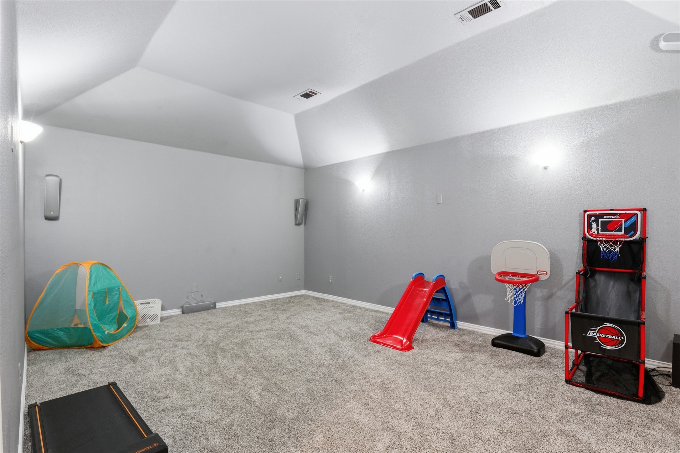 2451 Beachview Drive Grand Prairie TX 75054