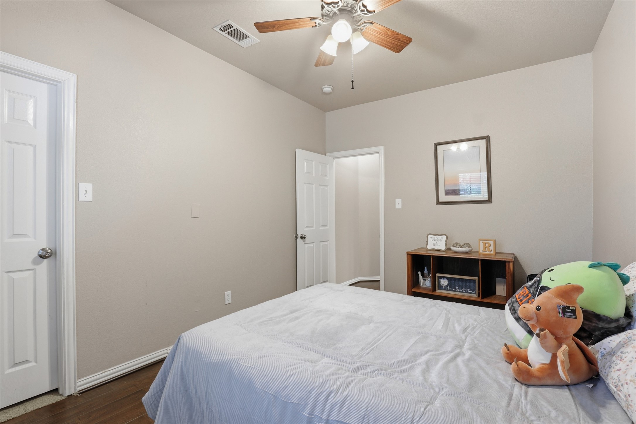 2451 Beachview Drive Grand Prairie TX 75054