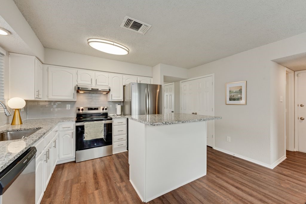 2001 Village Creek Drive Garland TX 75040