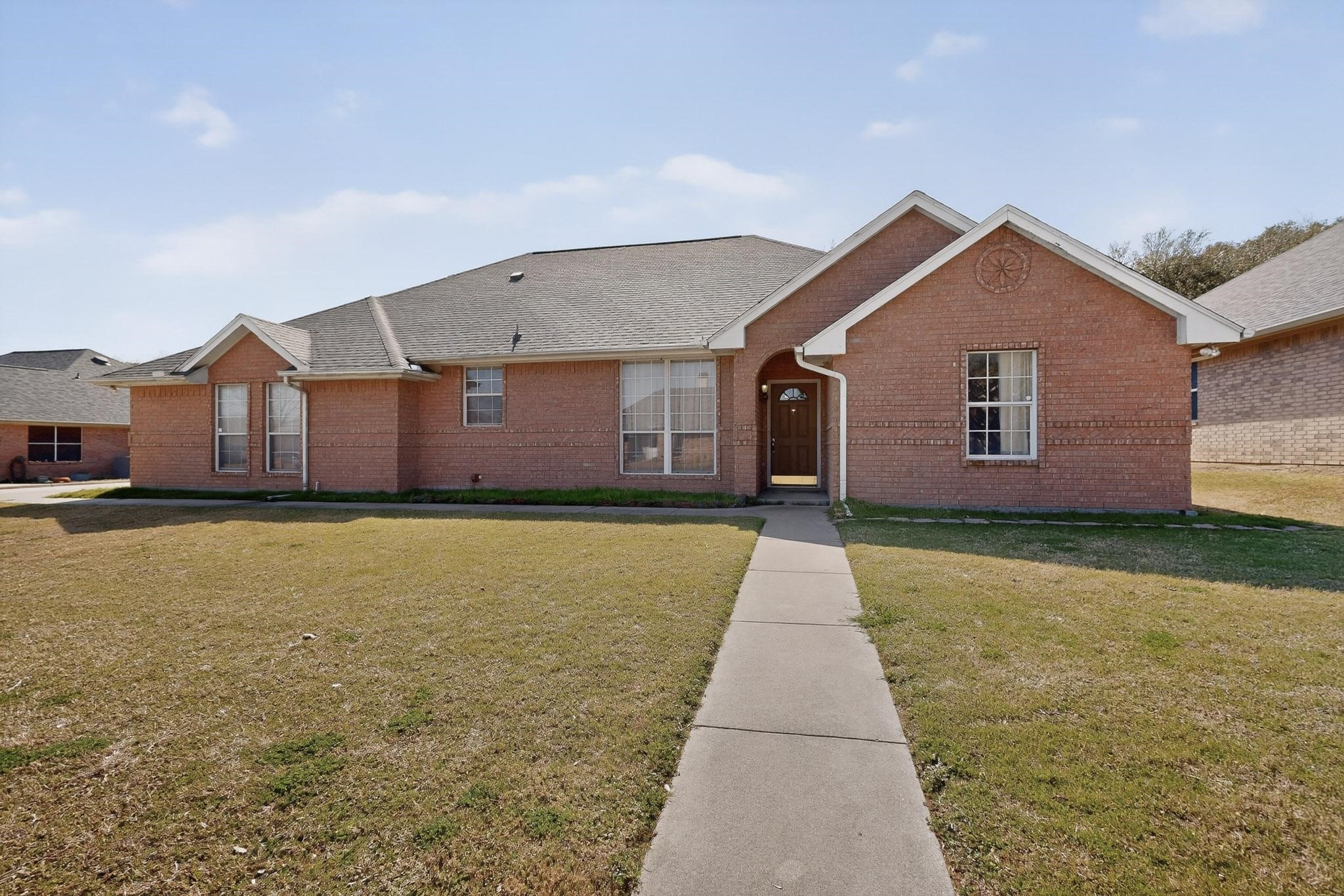 104 Shorewood Place Joshua TX 76058