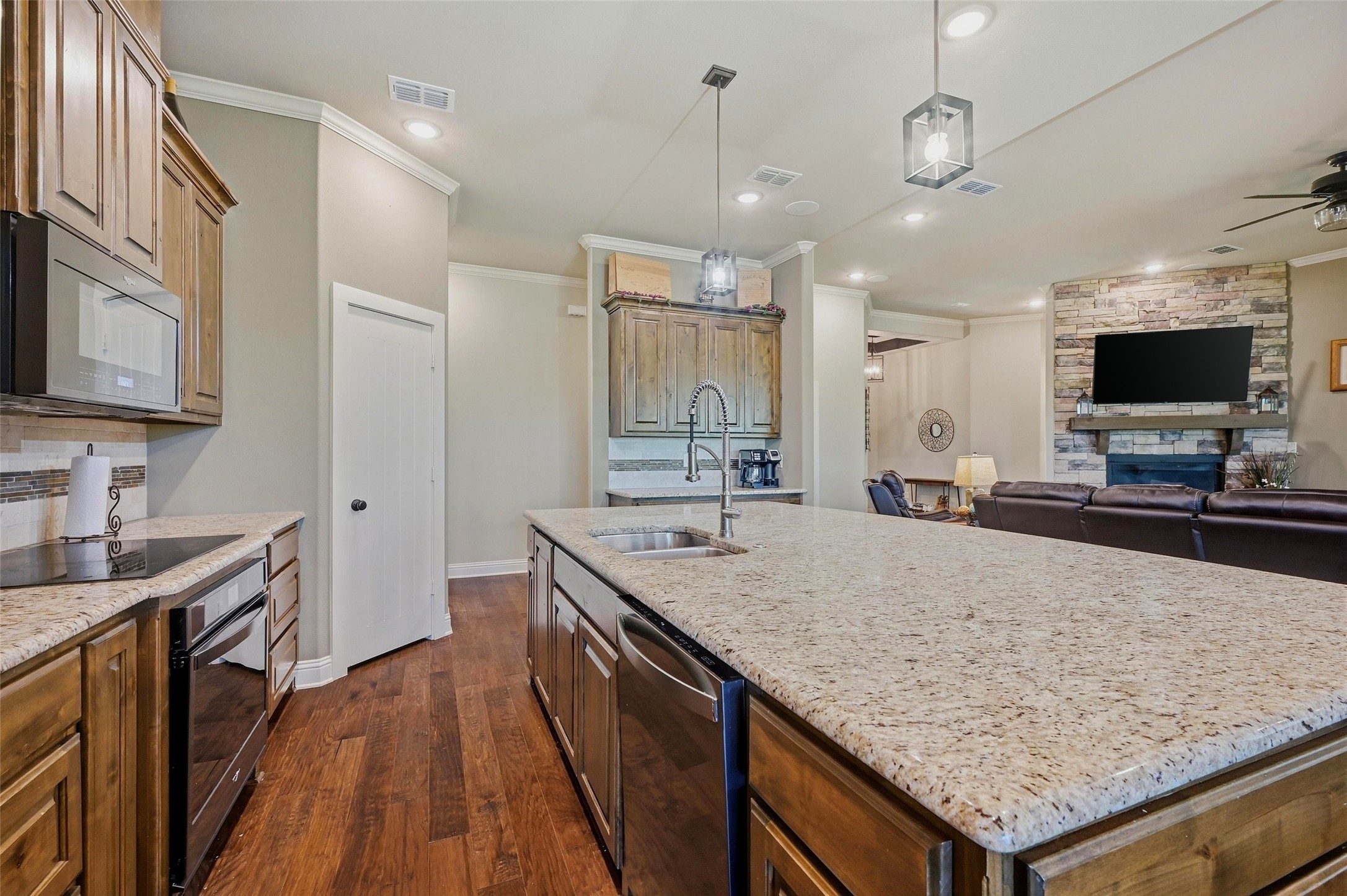 56 Turtle Point Lane Gordonville TX 76245