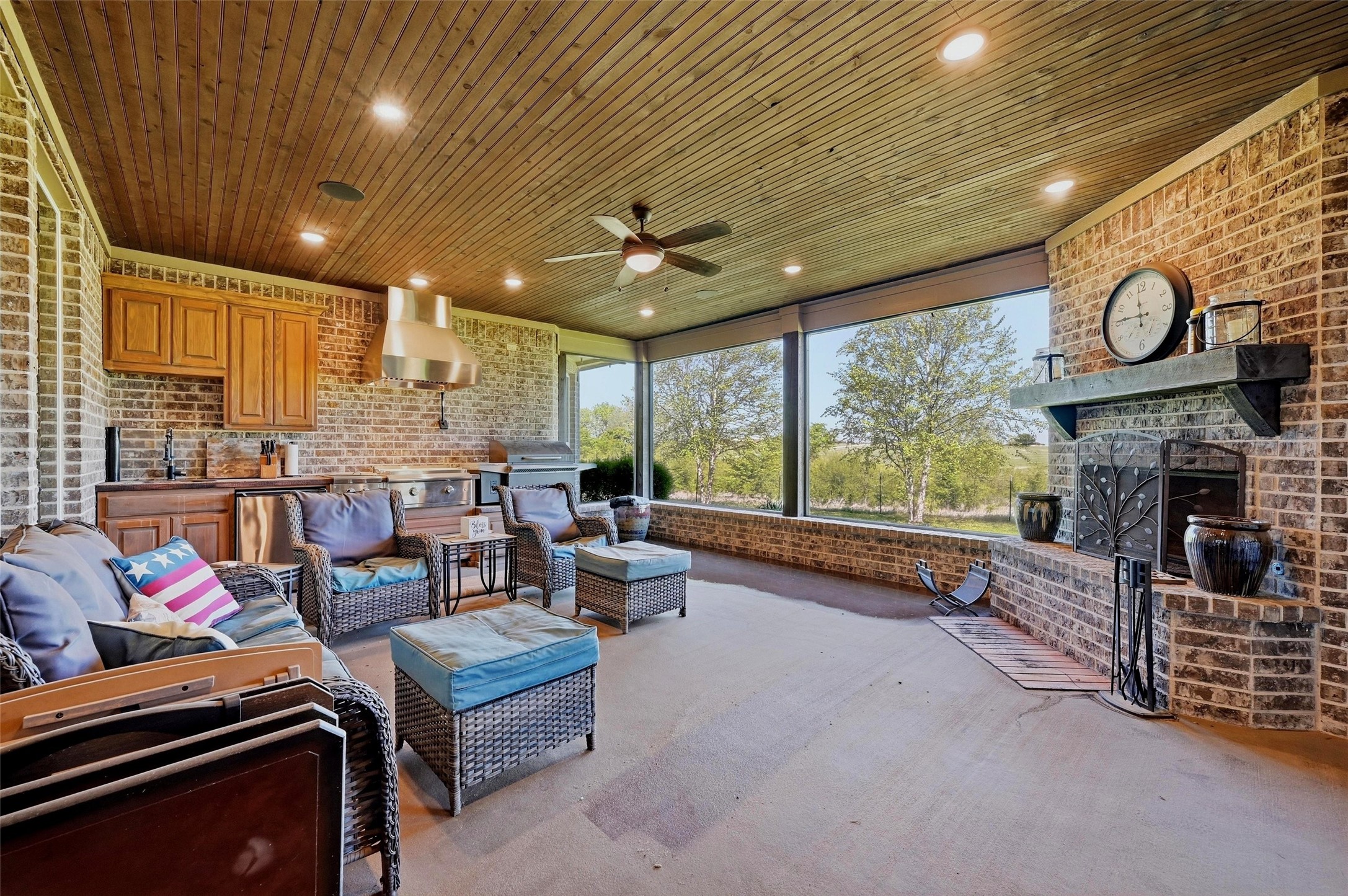 56 Turtle Point Lane Gordonville TX 76245