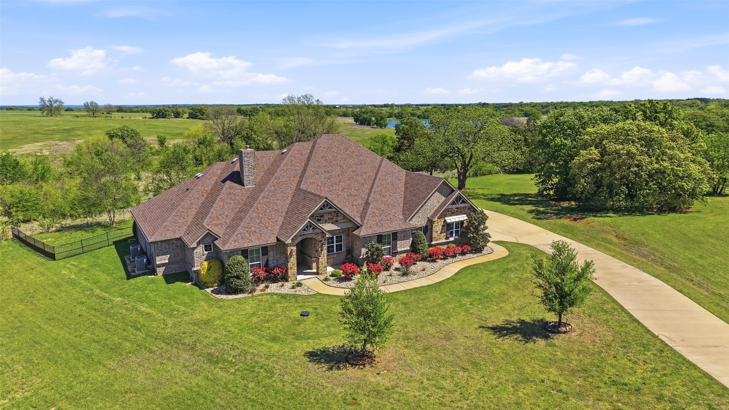 56 Turtle Point Lane Gordonville TX 76245
