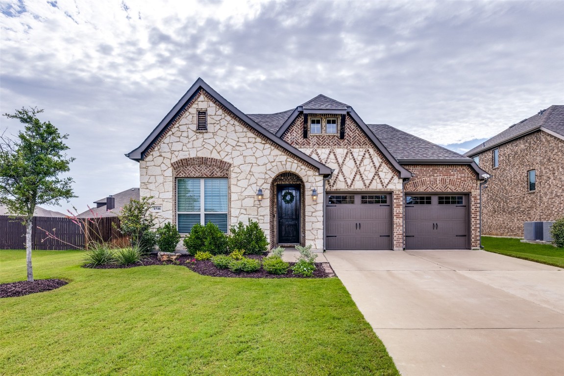 1516 Van Buren Court Waxahachie TX 75165