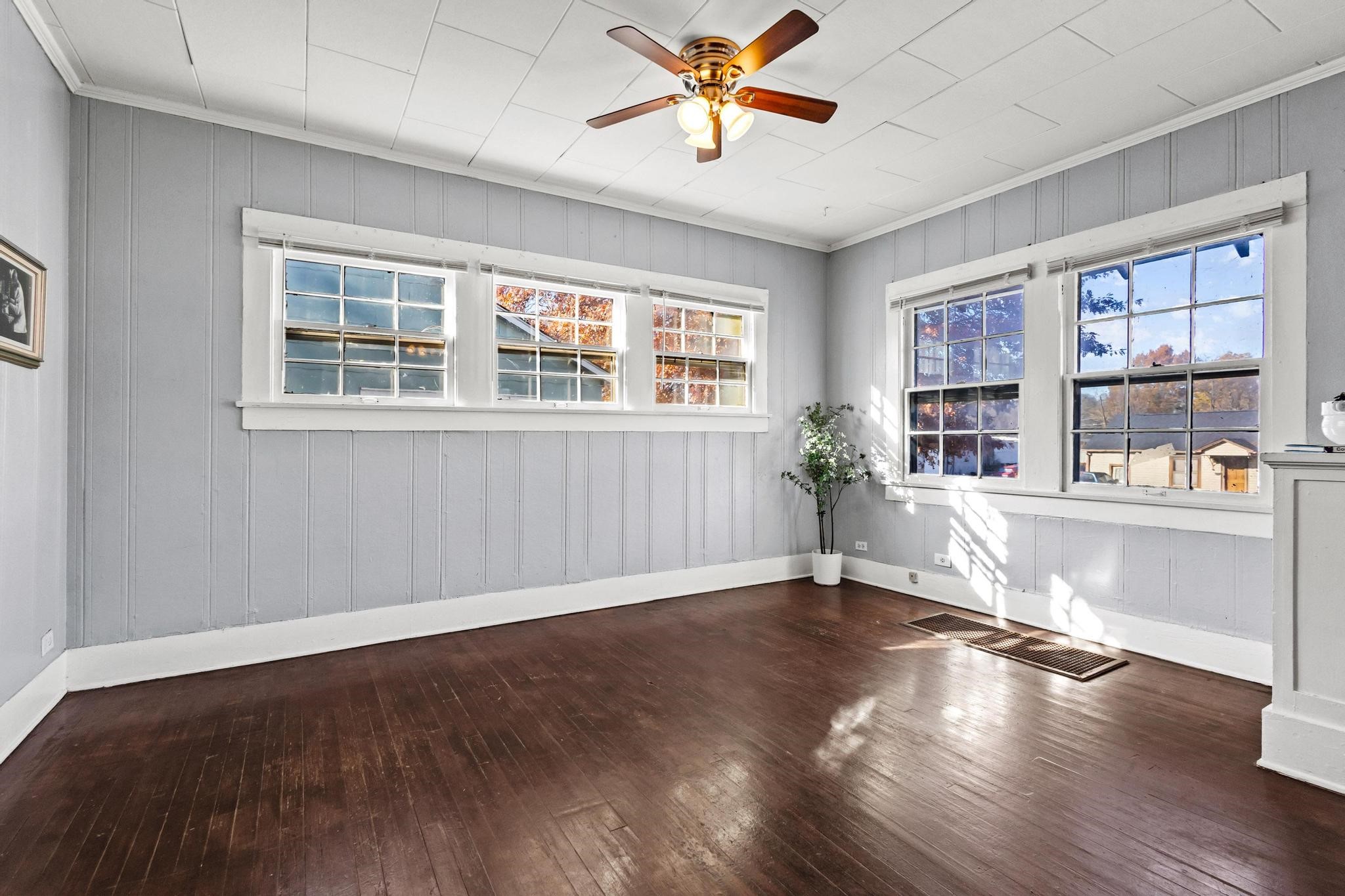 1310 W Morton Street Denison TX 75020