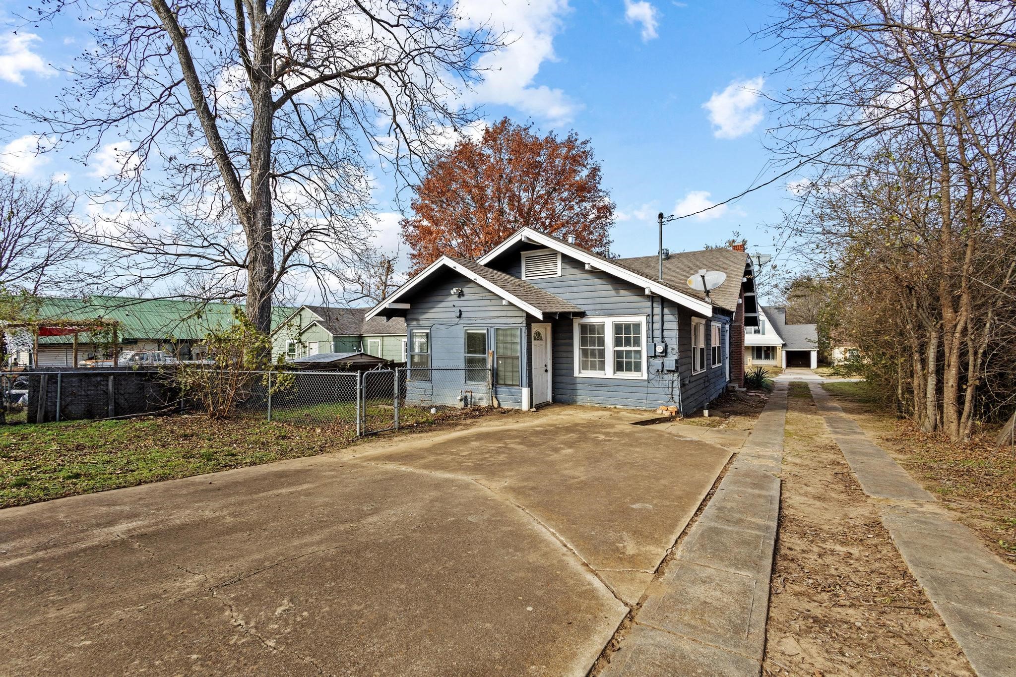 1310 W Morton Street Denison TX 75020