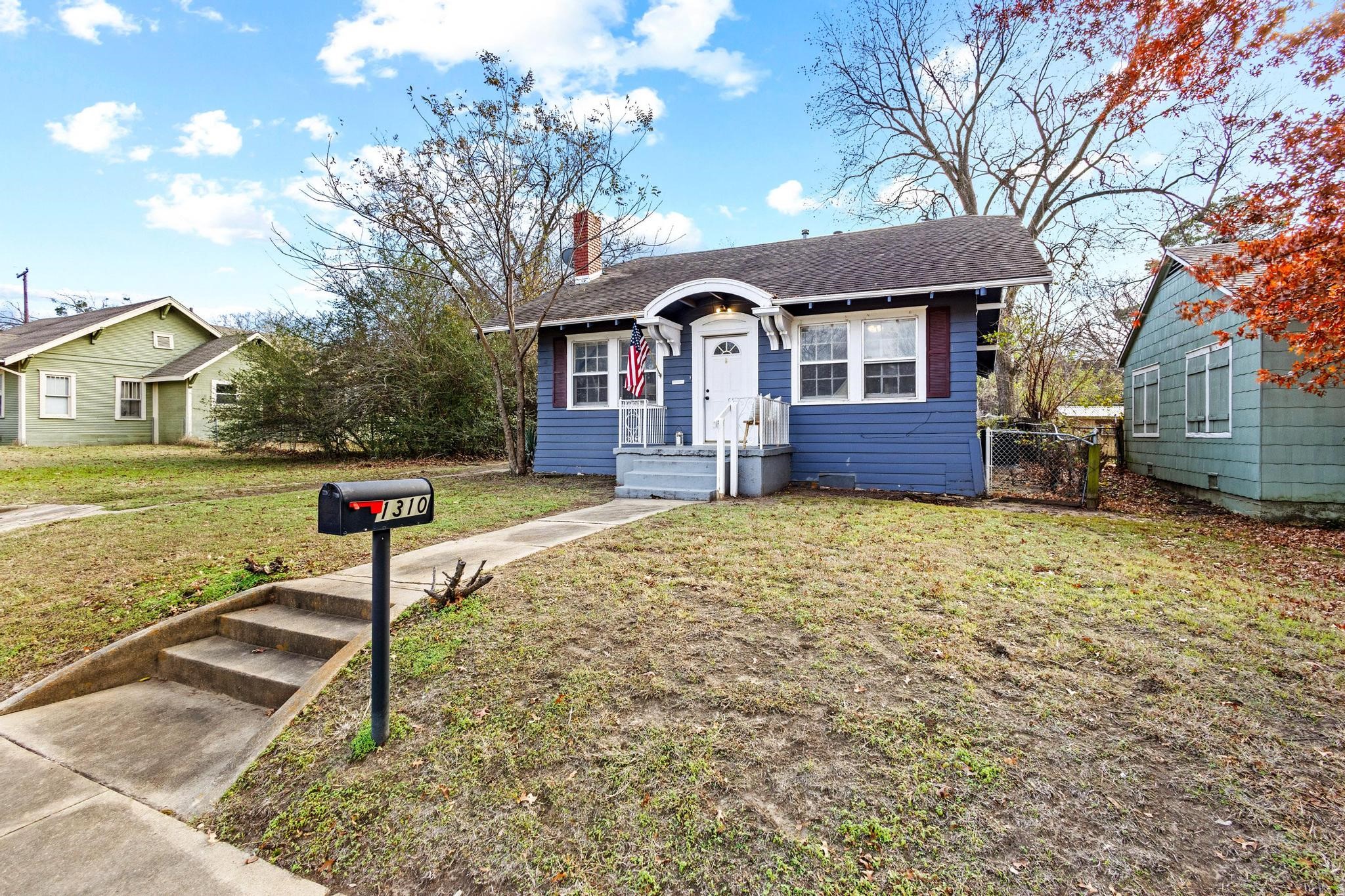 1310 W Morton Street Denison TX 75020