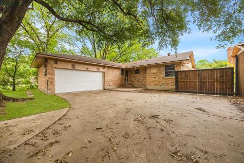 1240 Tosch Lane Mesquite TX 75149