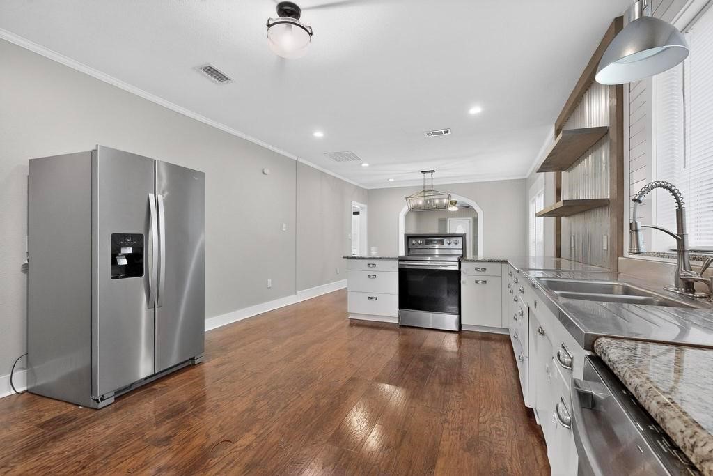 206 Farley Street Waxahachie TX 75165