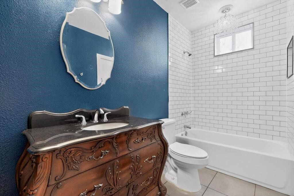 206 Farley Street Waxahachie TX 75165