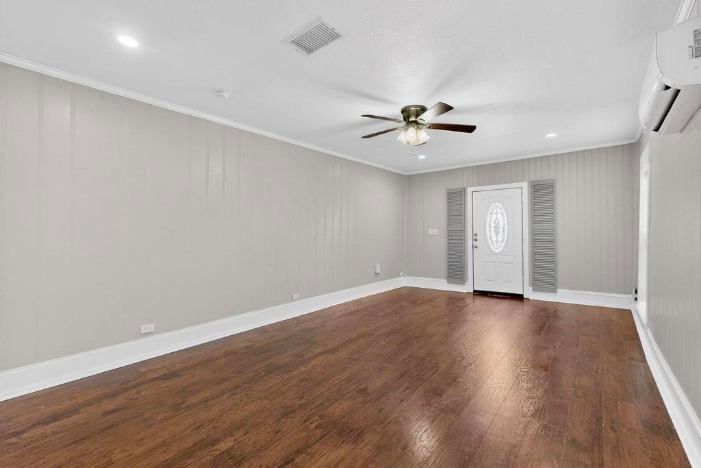 206 Farley Street Waxahachie TX 75165