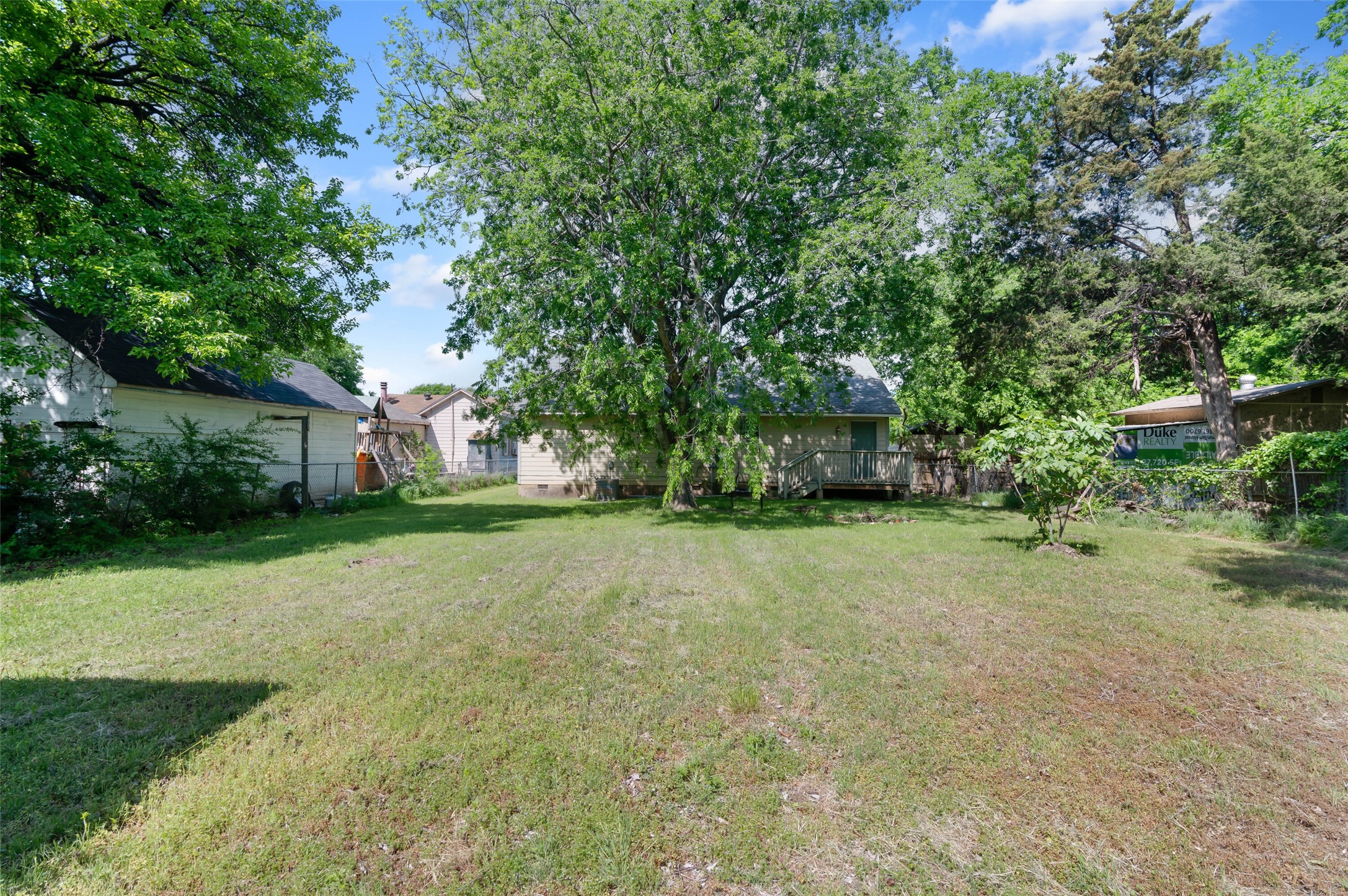 5344 Larimore Lane Dallas TX 75236