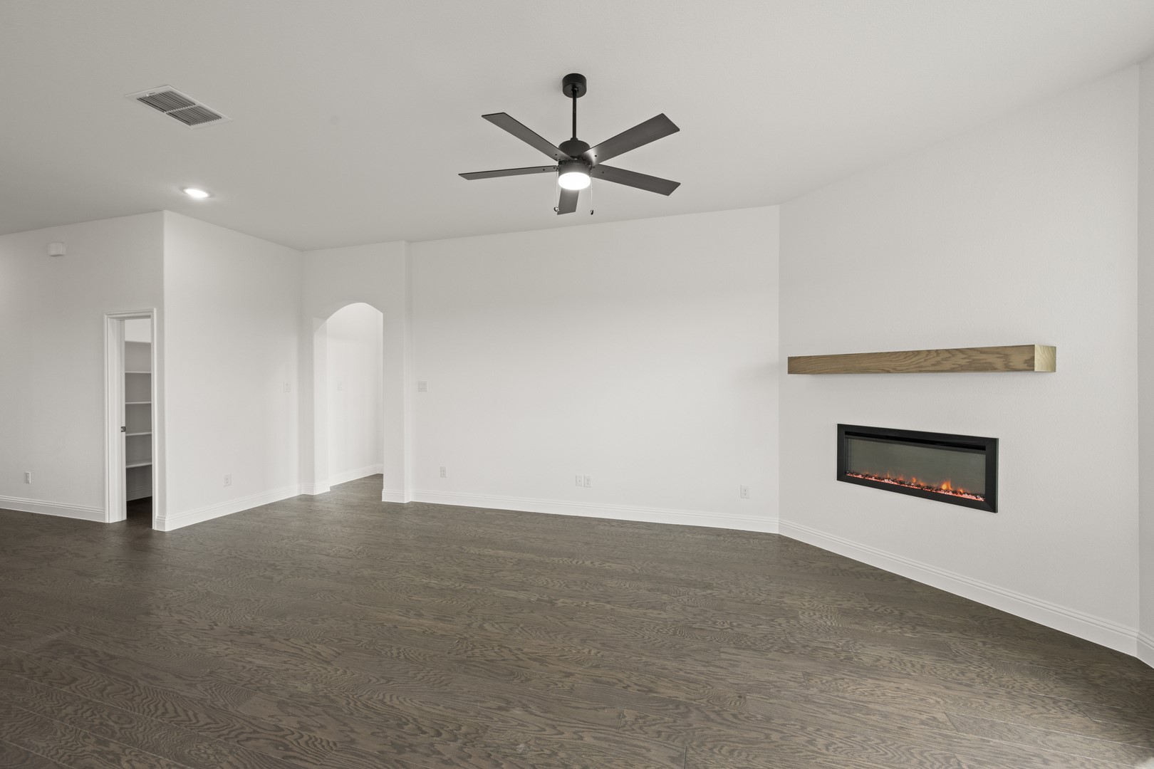 121 Grey Wolf Court Godley TX 76044
