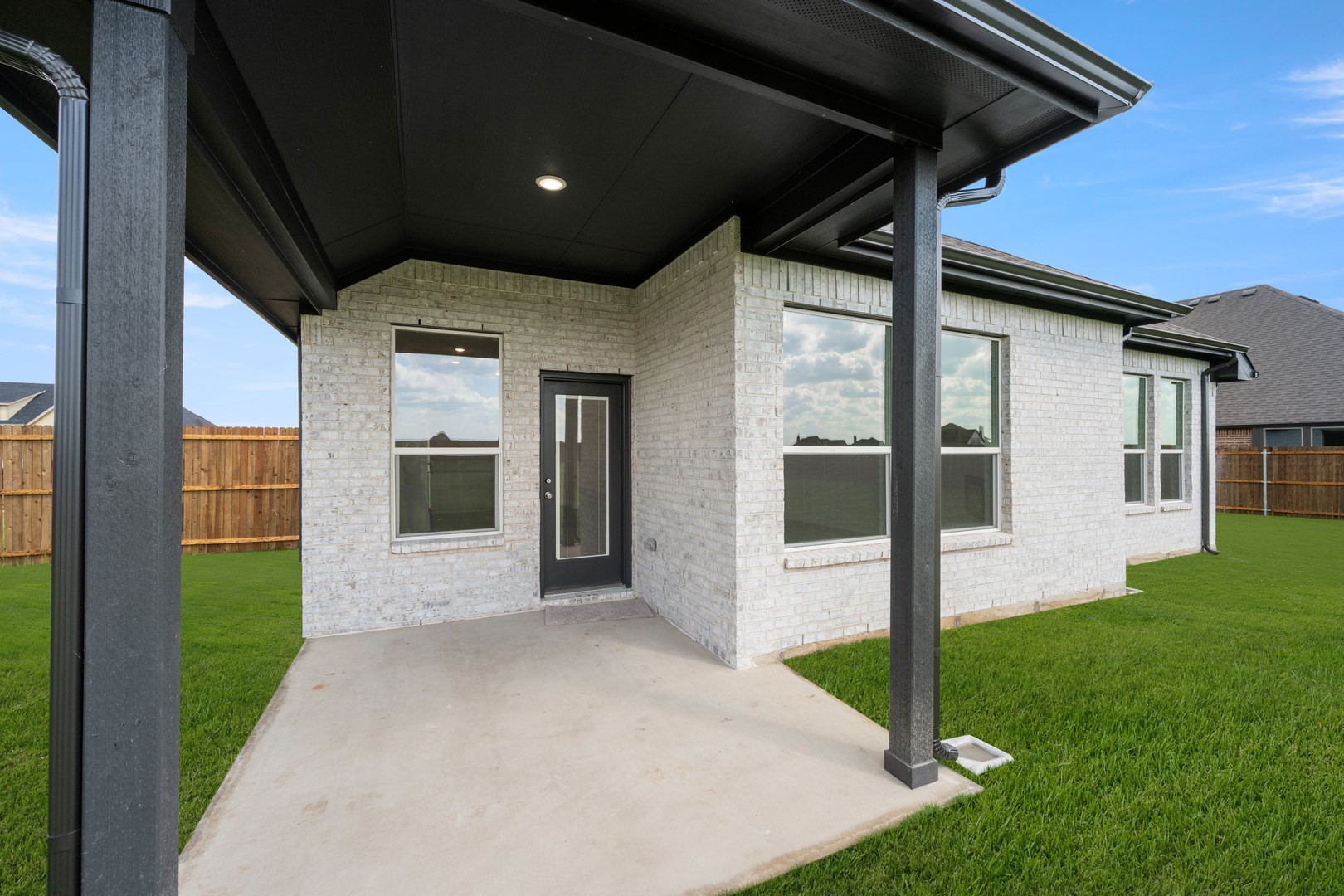 121 Grey Wolf Court Godley TX 76044