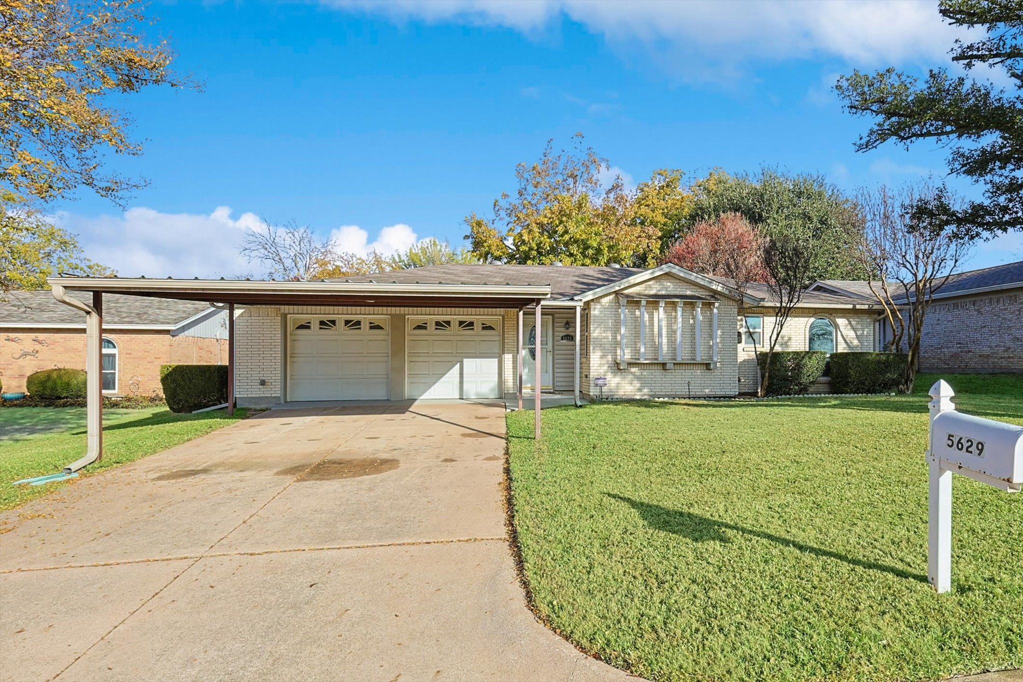 5629 Macrae Street Haltom City TX 76148