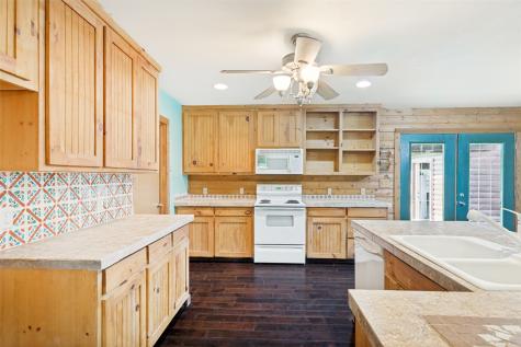 2700 Harwell Lake Road Weatherford TX 76088
