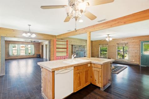 2700 Harwell Lake Road Weatherford TX 76088
