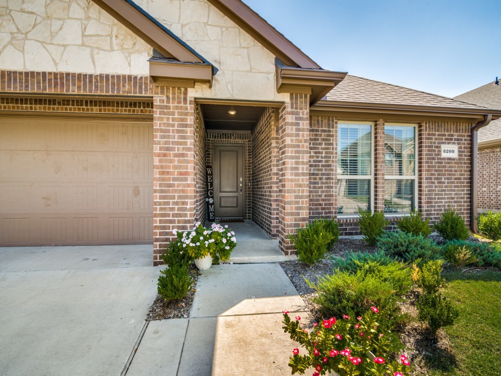 3209 Overlook Drive Royse City TX 75189