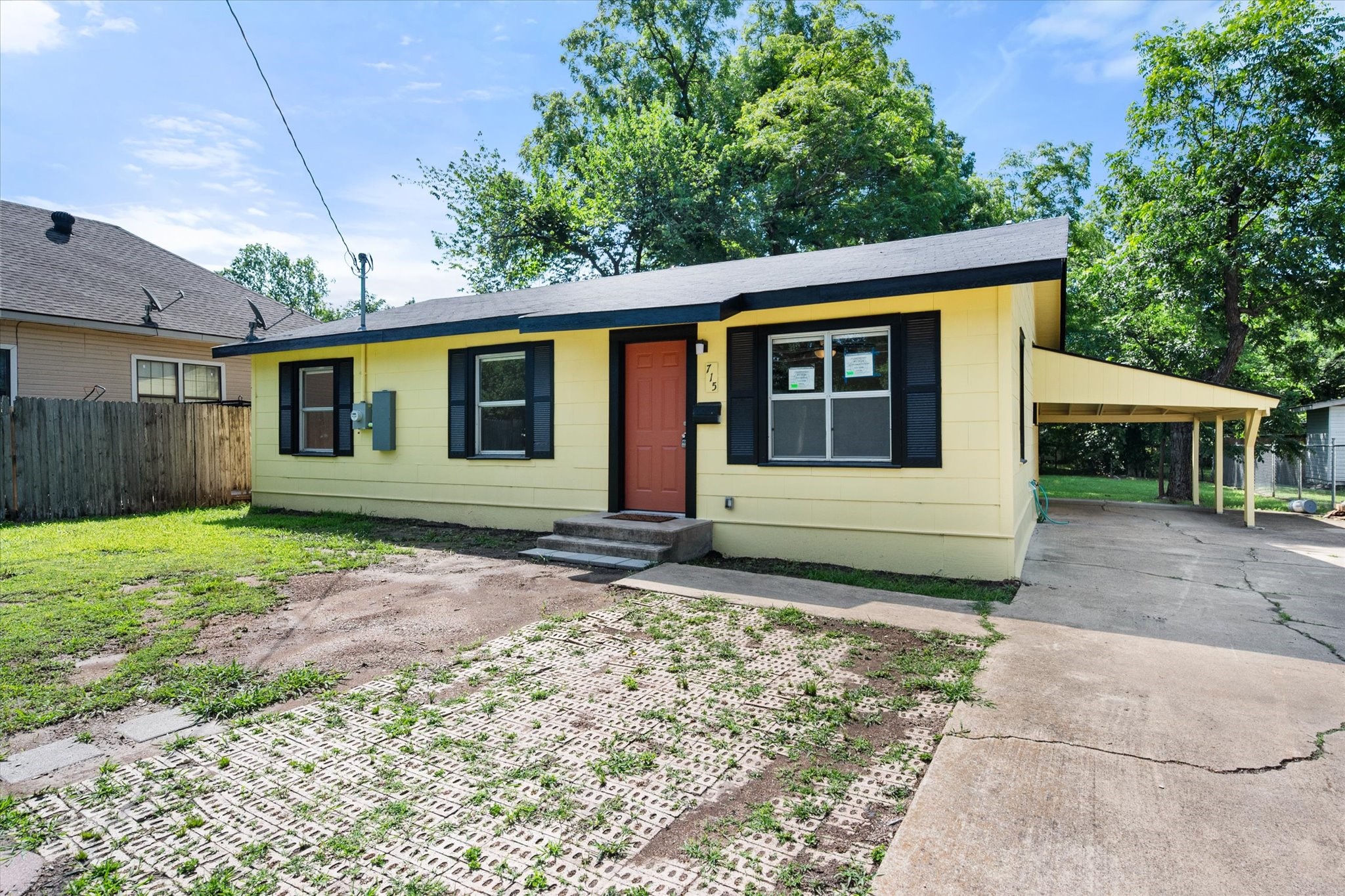 715 W 9th Corsicana TX 75110