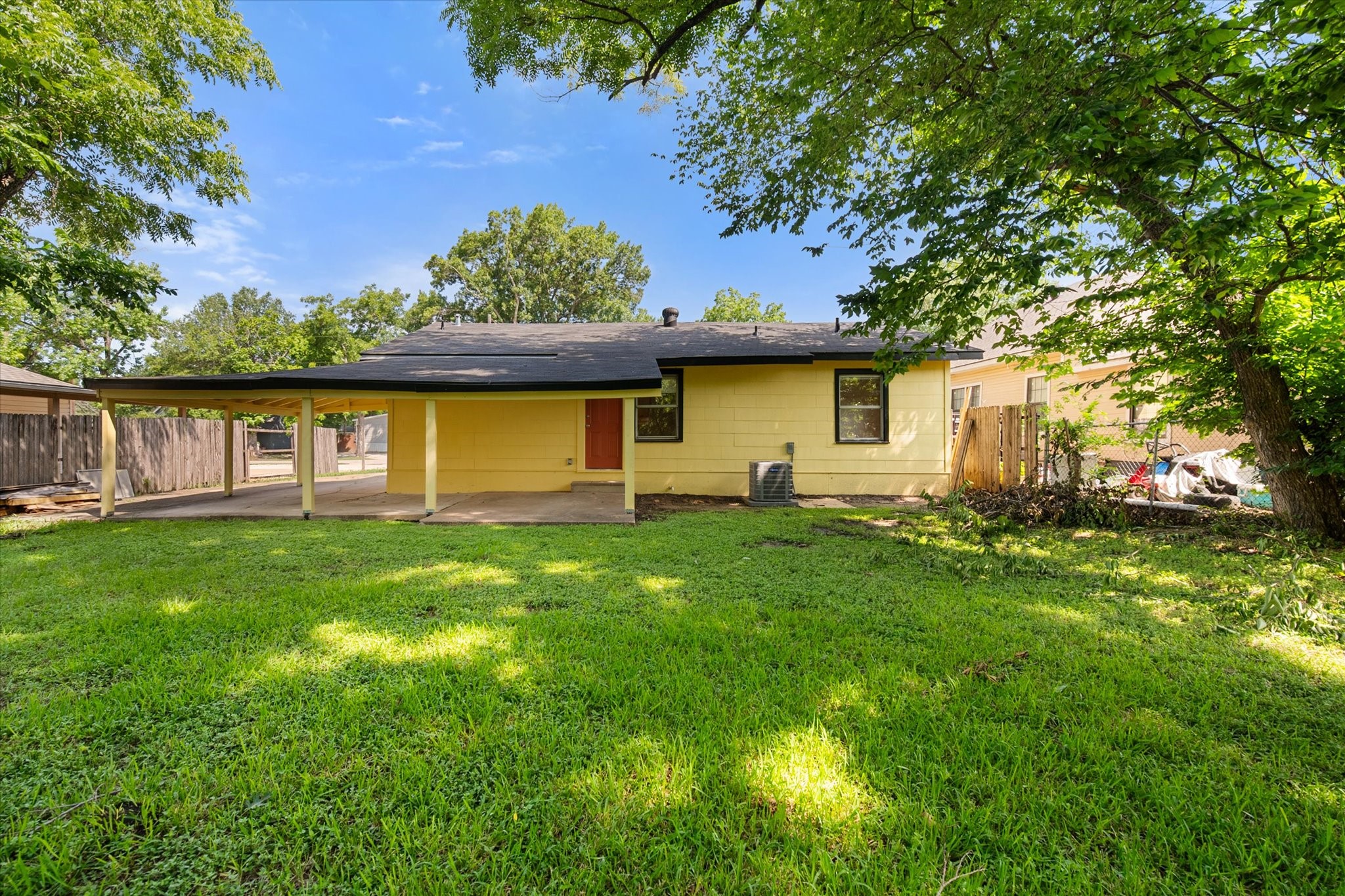 715 W 9th Corsicana TX 75110