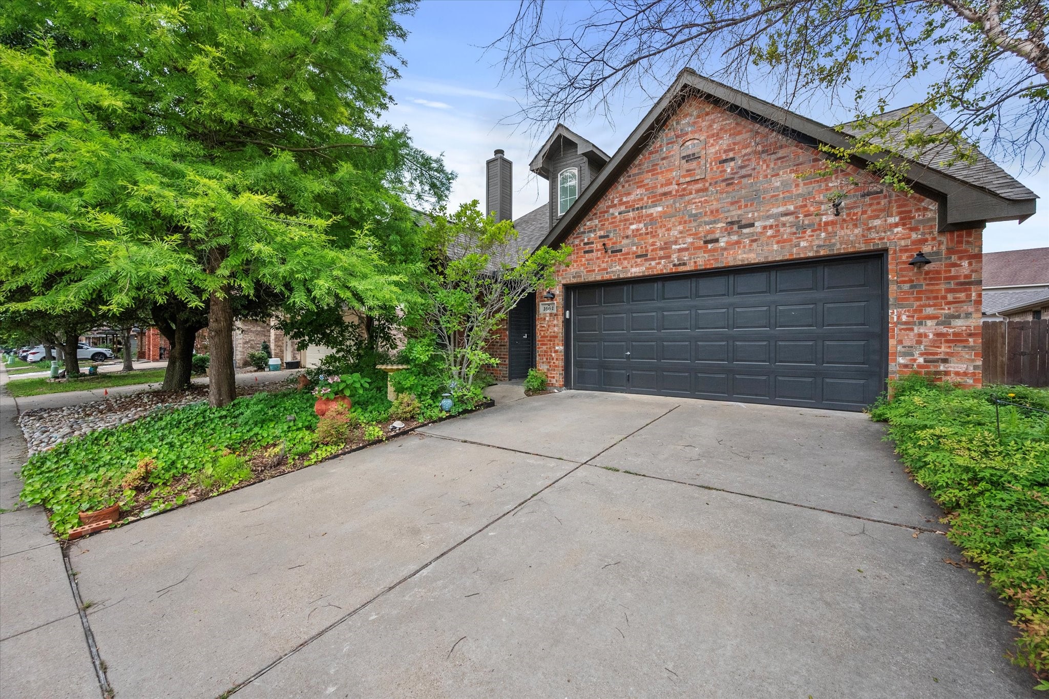 1661 Hillside Drive Waxahachie TX 75165