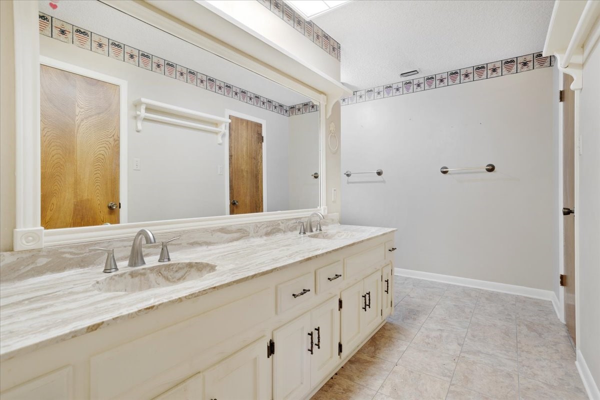 3509 Holly Street Denison TX 75020