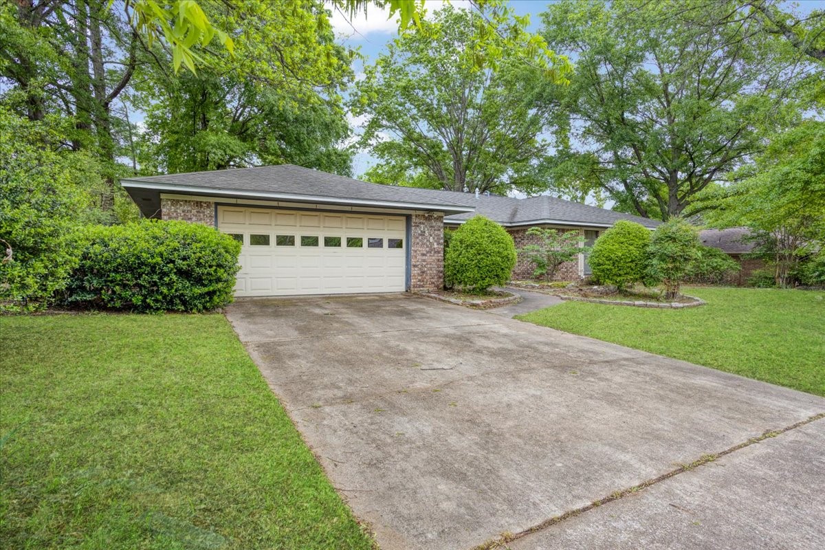 3509 Holly Street Denison TX 75020