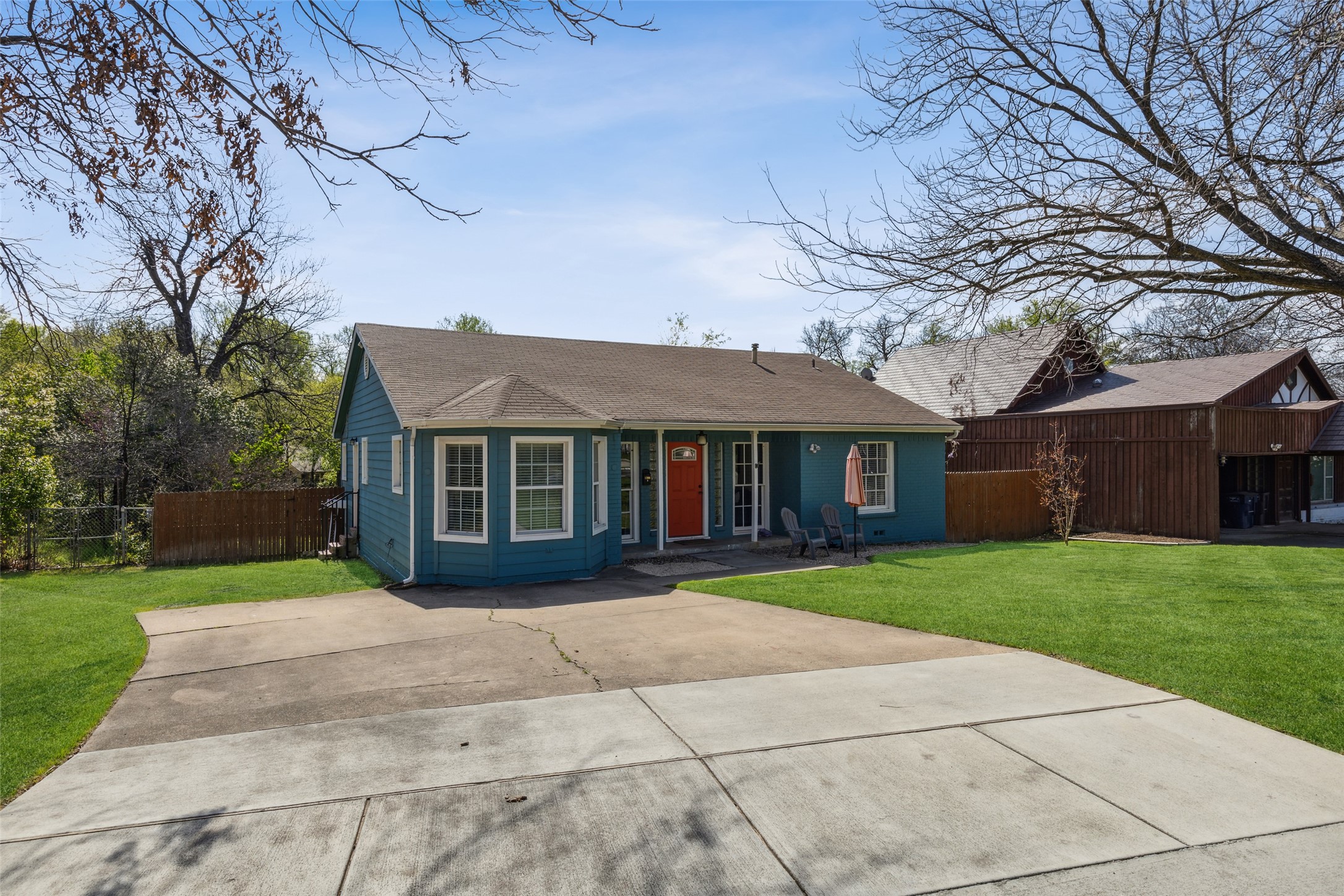 1308 Smilax Avenue Fort Worth TX 76111