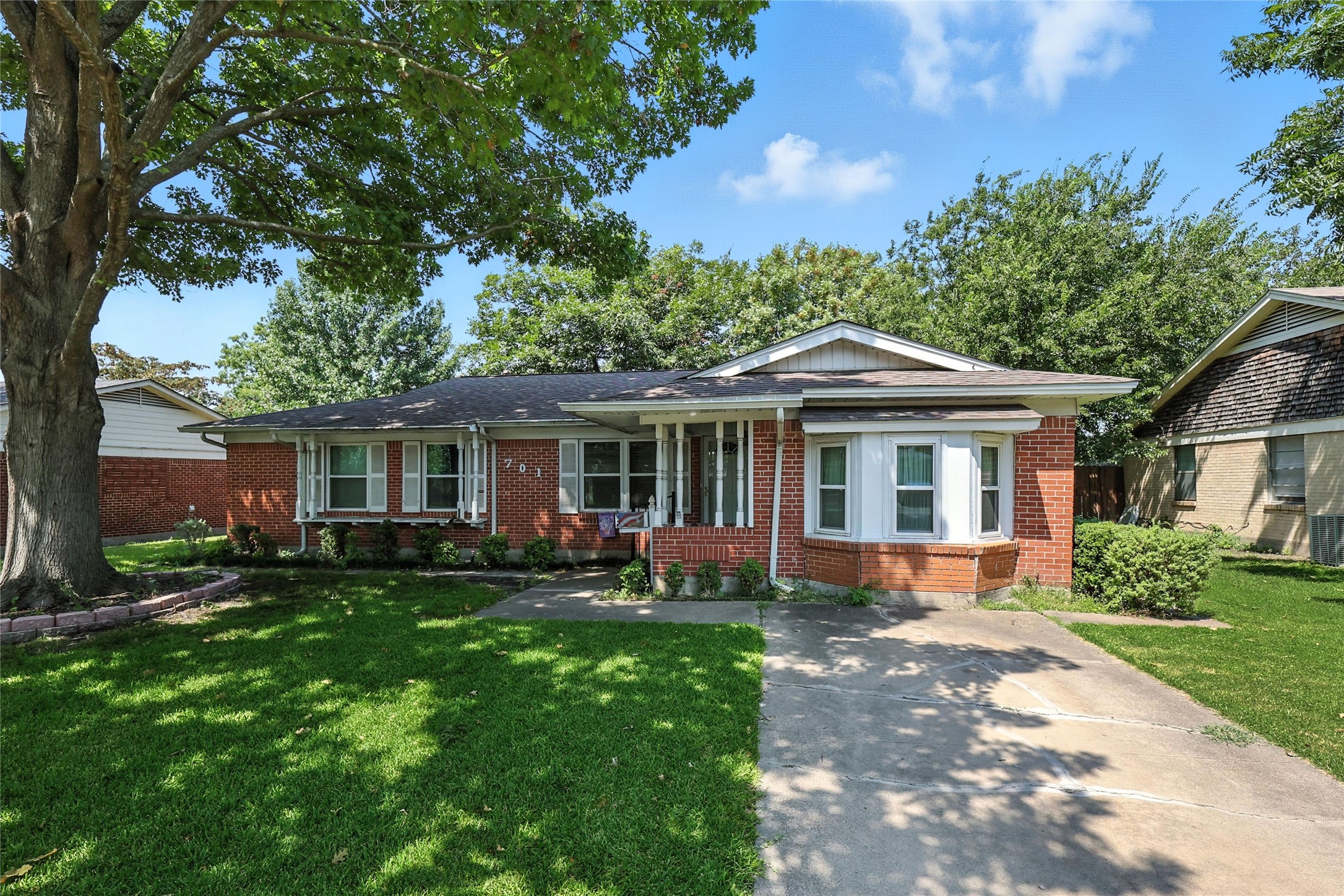 701 Maydelle Lane Garland TX 75042