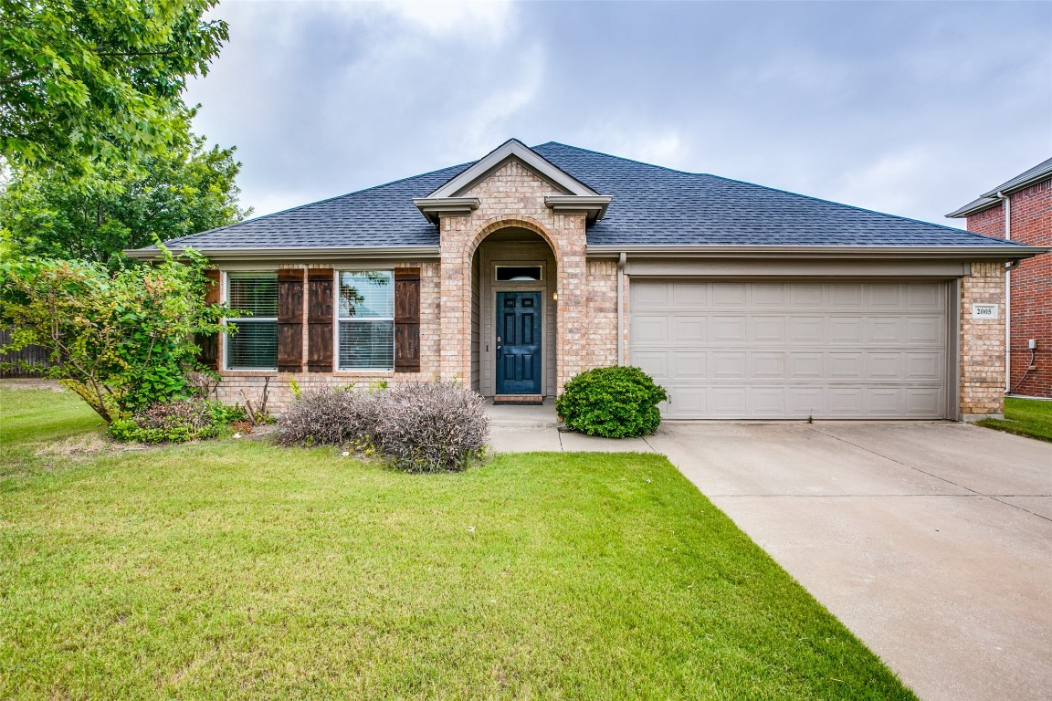 2005 Hunters Glen Court Midlothian TX 76065