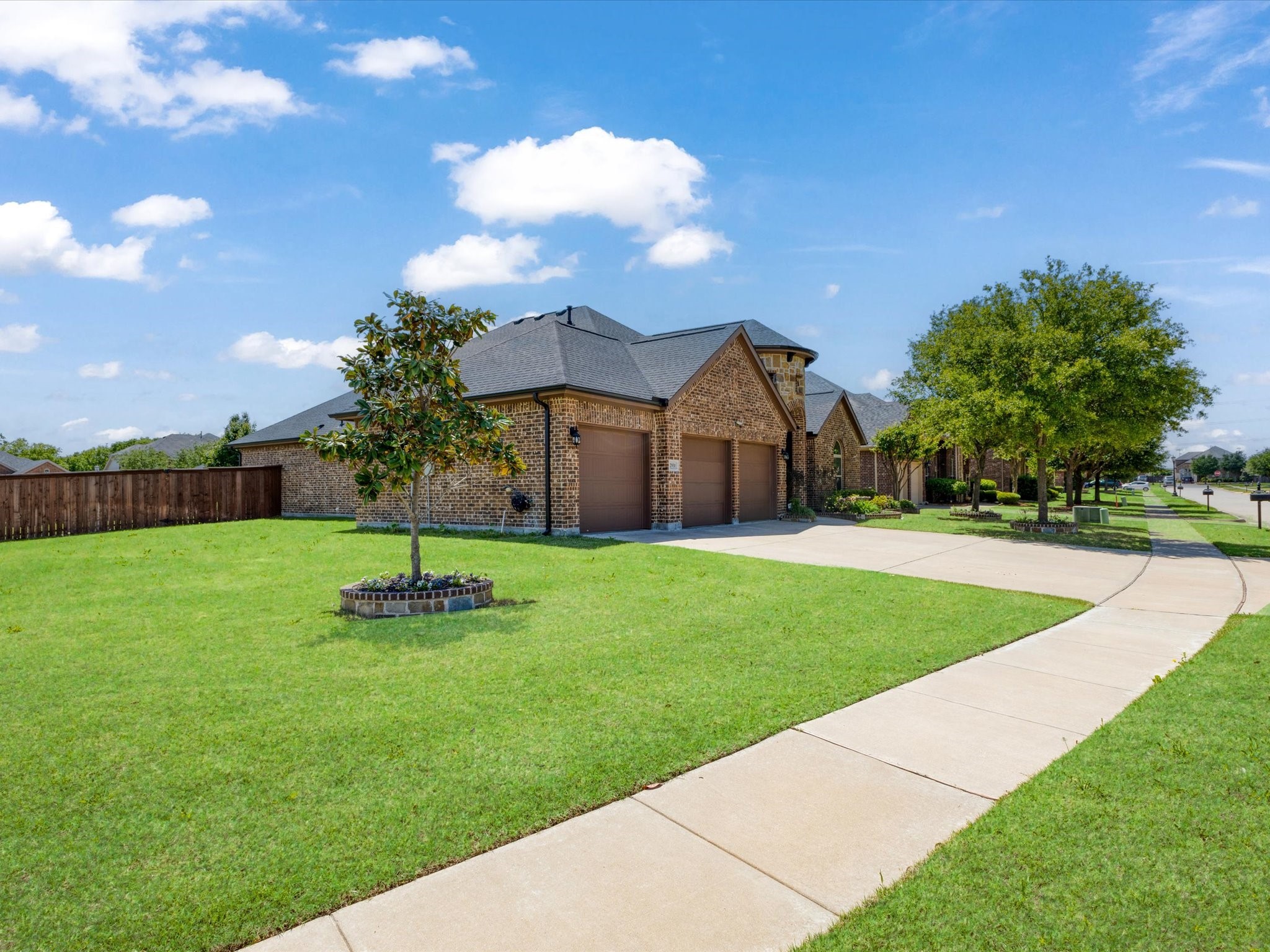 2931 Cool Water Terrace Grand Prairie TX 75054