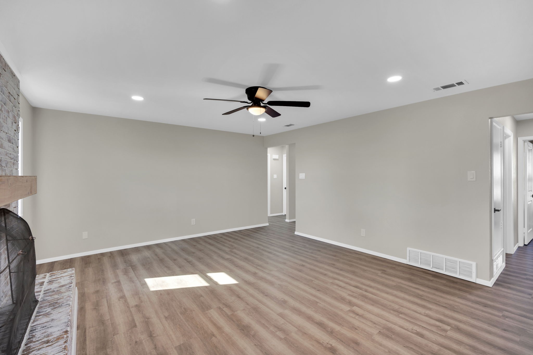 221 N Edgefield Road Waxahachie TX 75165