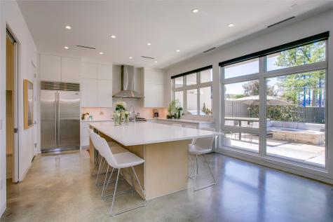 2215 Madera Street Dallas TX 75206