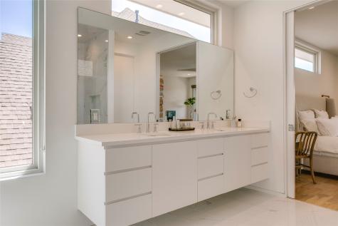 2215 Madera Street Dallas TX 75206