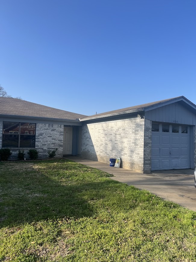 404 Inwood Road Azle TX 76020