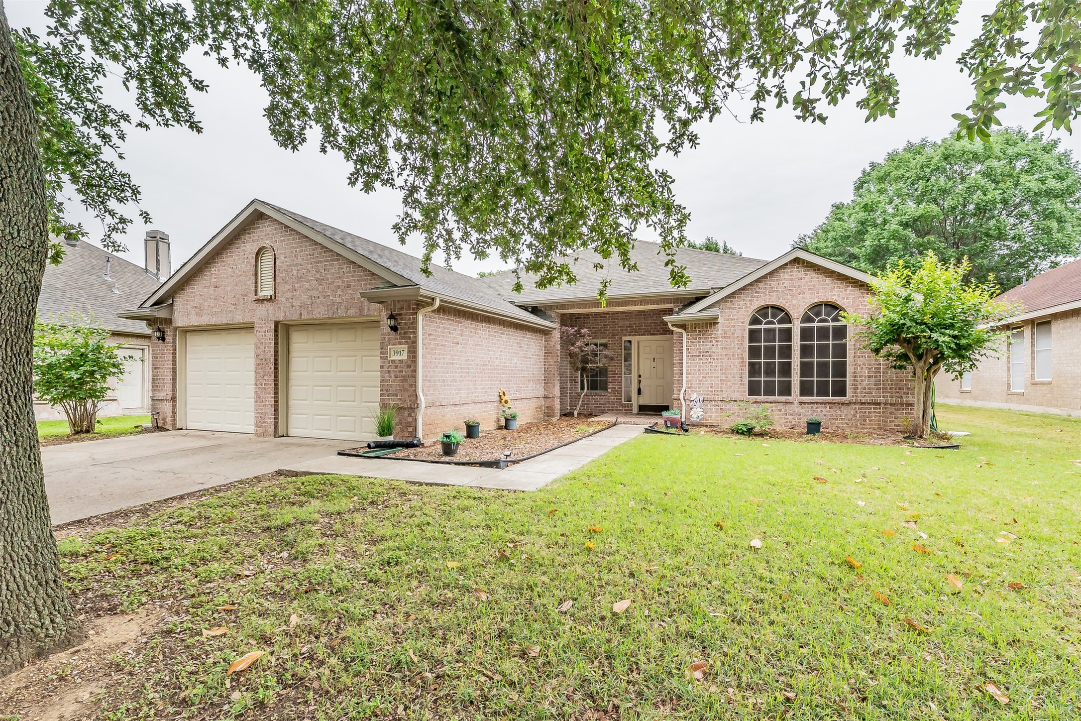 3917 Larkspur Drive Haltom City TX 76137