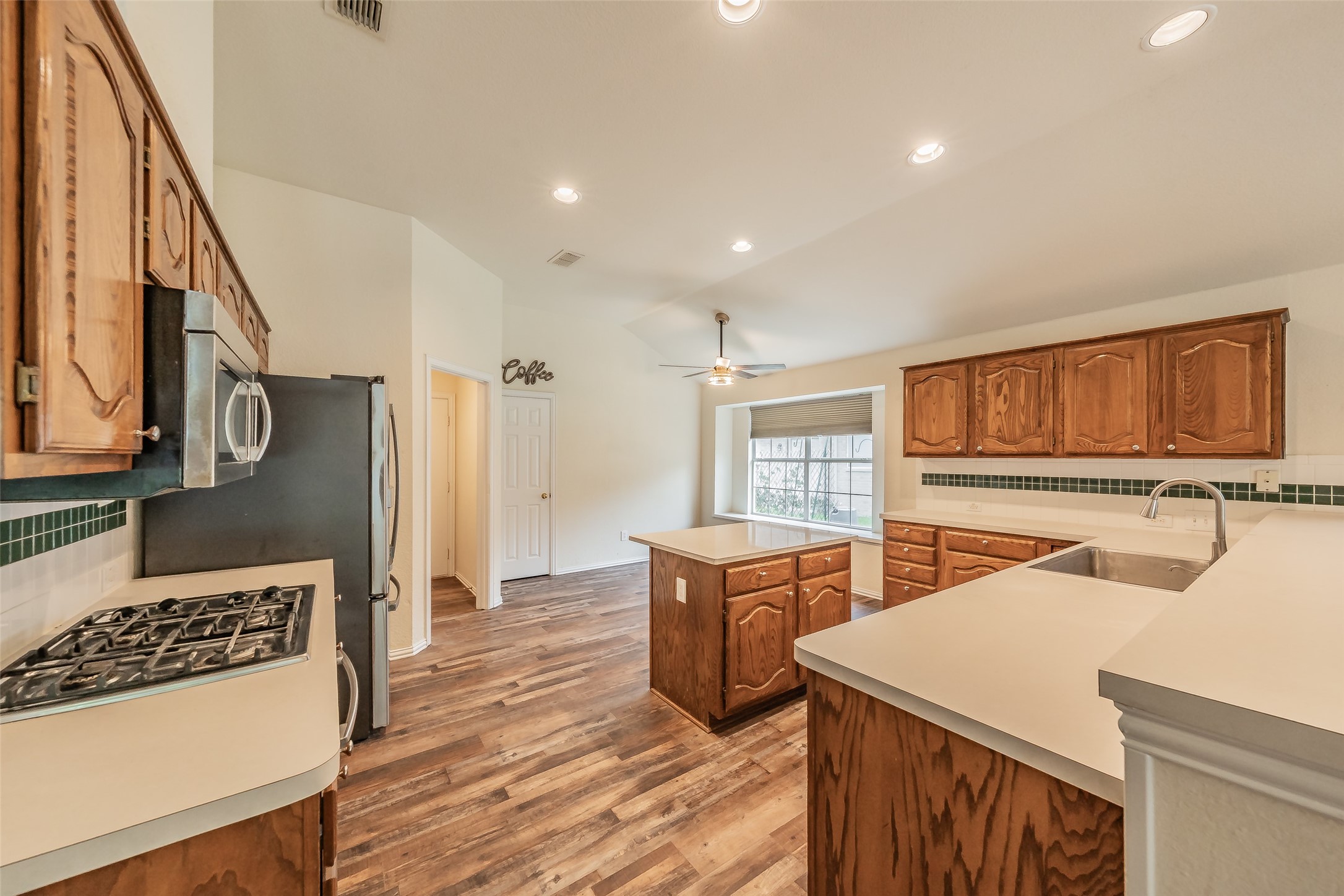 3917 Larkspur Drive Haltom City TX 76137