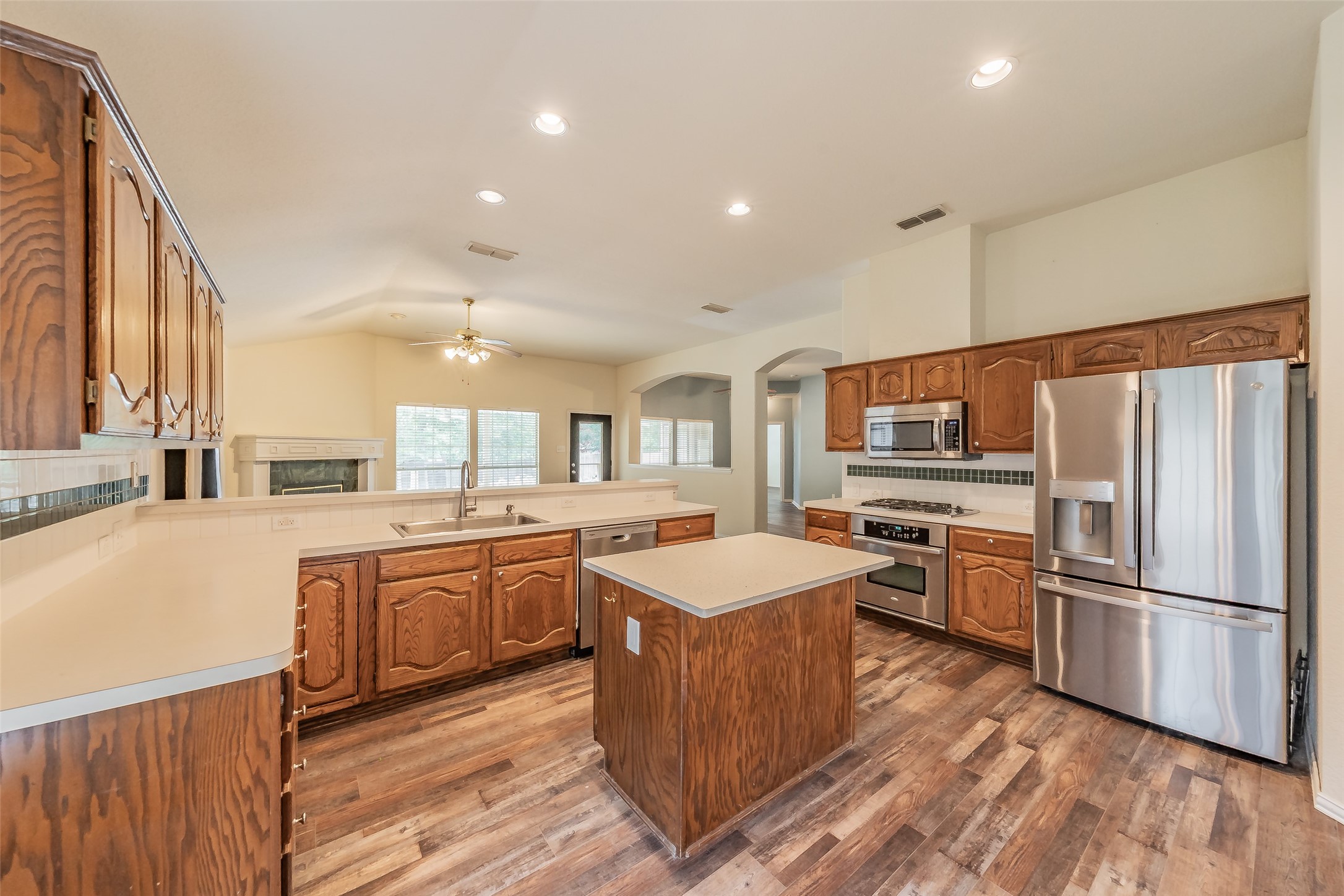 3917 Larkspur Drive Haltom City TX 76137