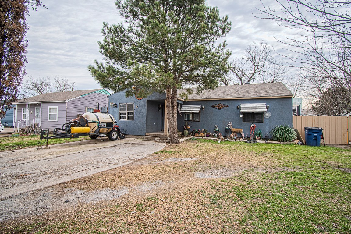 2912 S Llewellyn Avenue Dallas TX 75224
