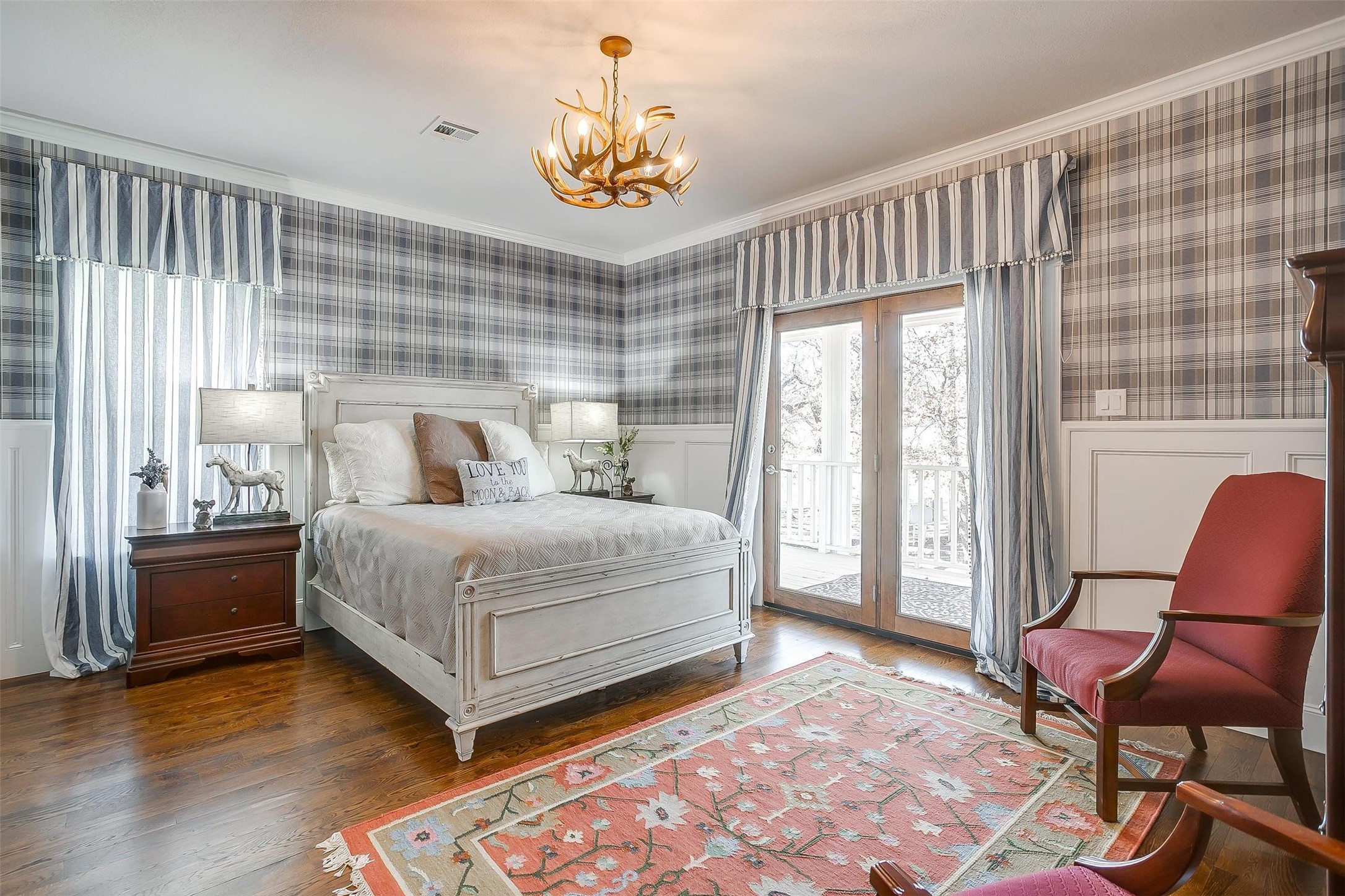 1421 Highlake Lane Weatherford TX 76087