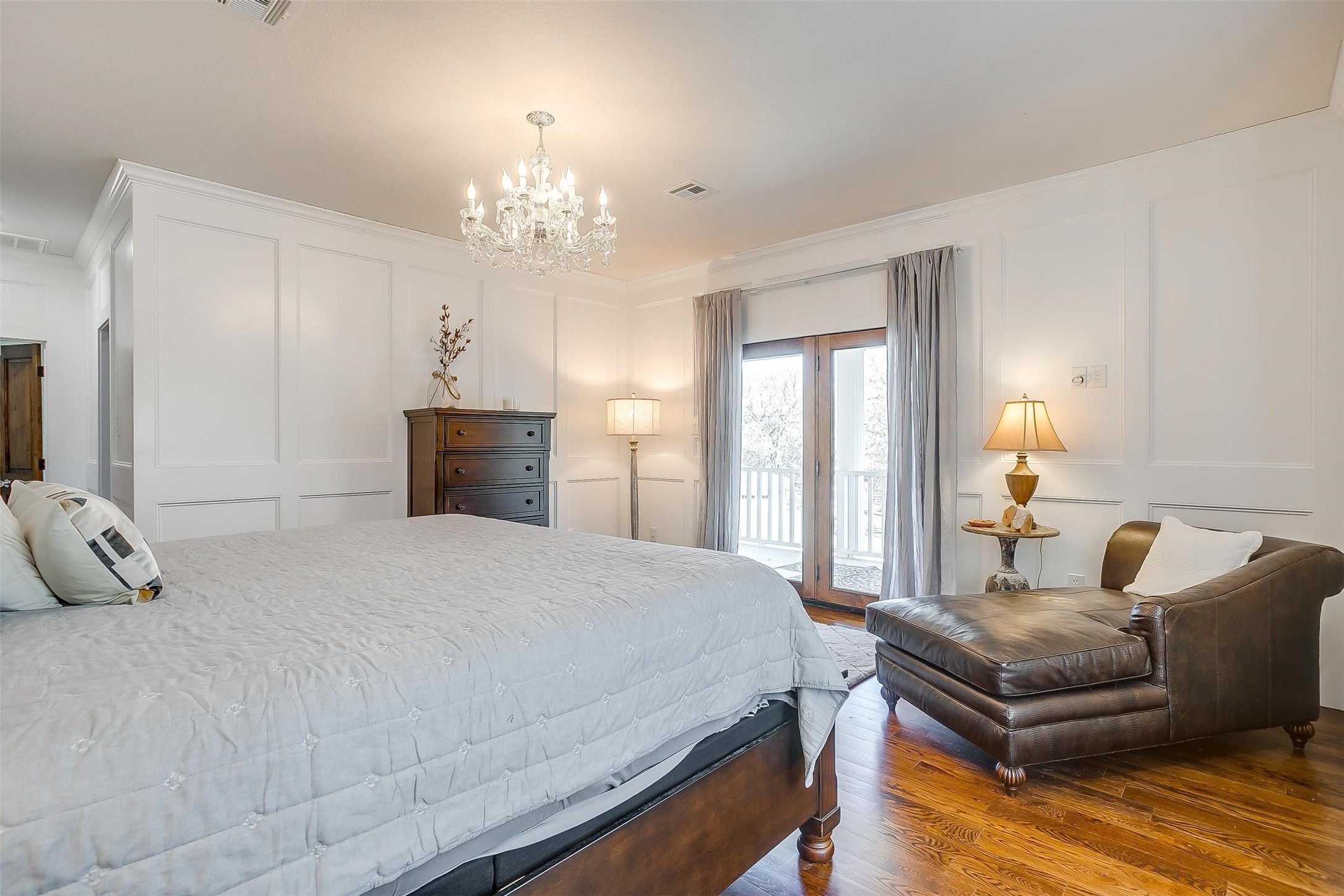 1421 Highlake Lane Weatherford TX 76087